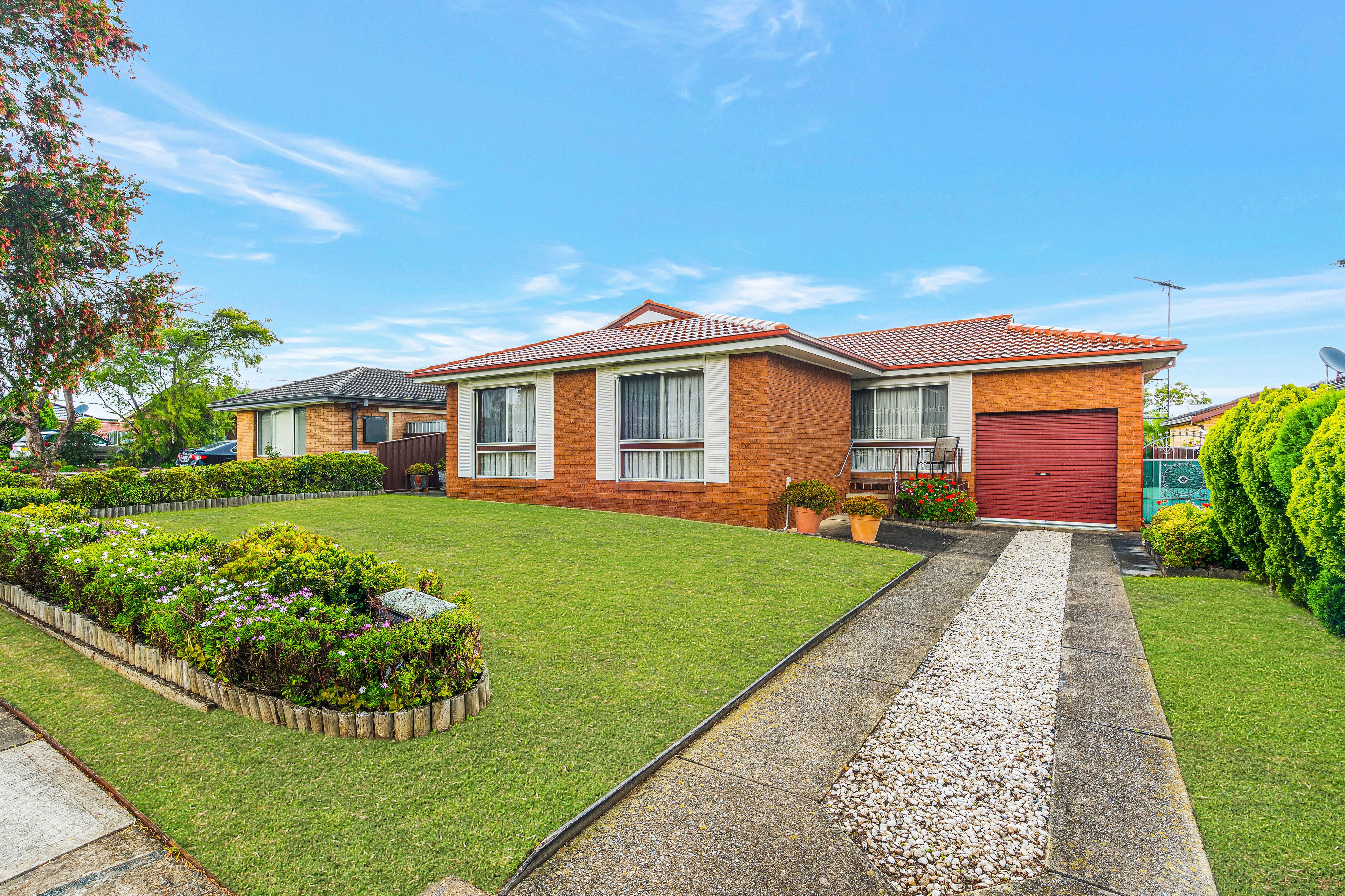 12 Hillend Place, Wakeley, NSW 2176
