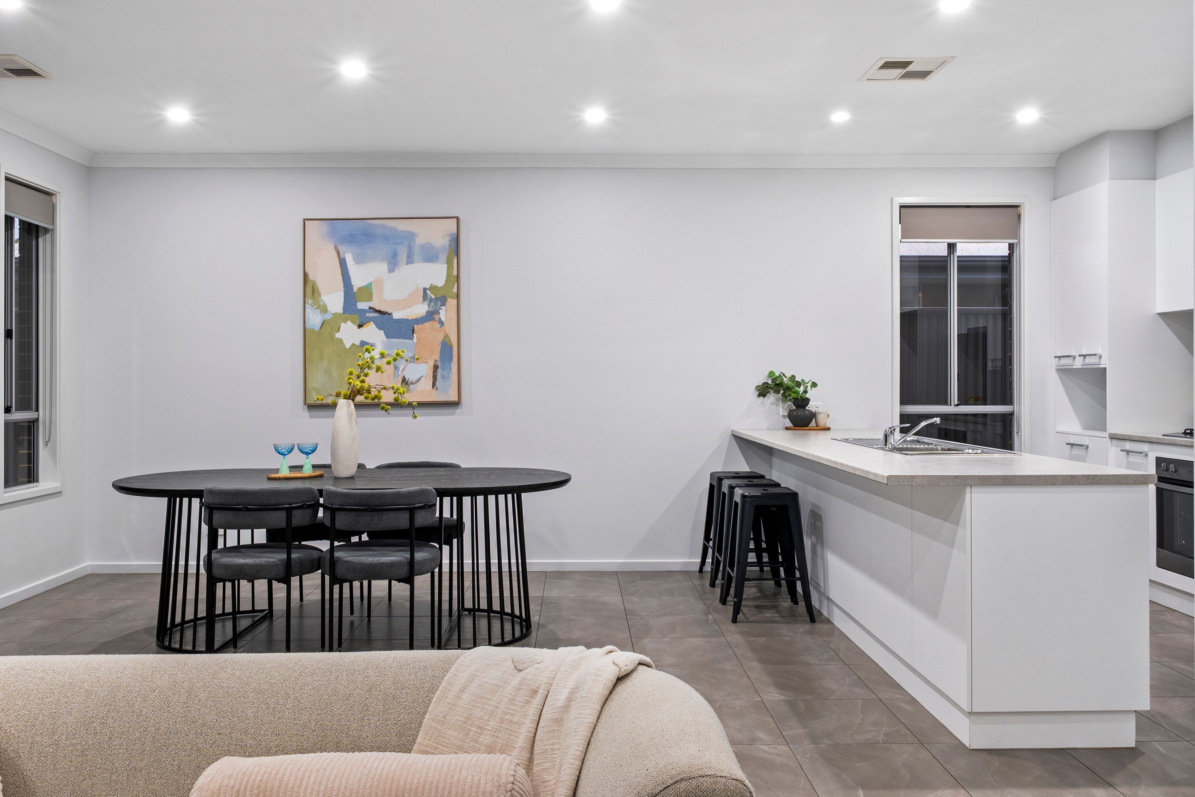 8 Cedarwood Grove — photo 9 of 20