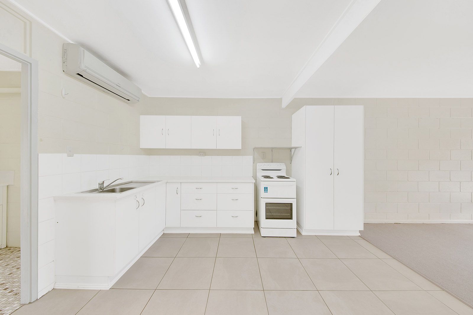 1/3 Douglas Avenue, Sun Valley, QLD 4680