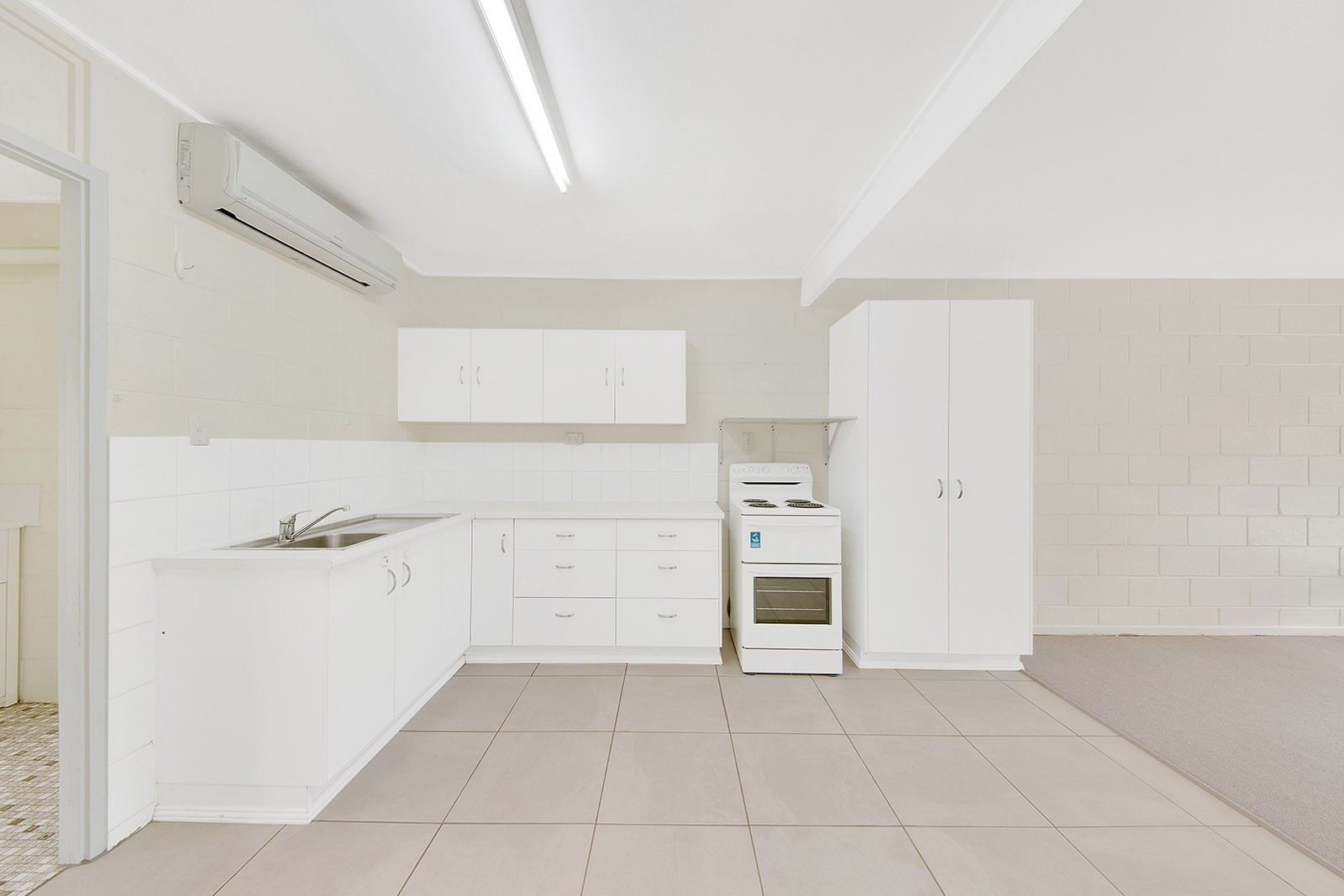 1/3 Douglas Avenue, Sun Valley, QLD 4680