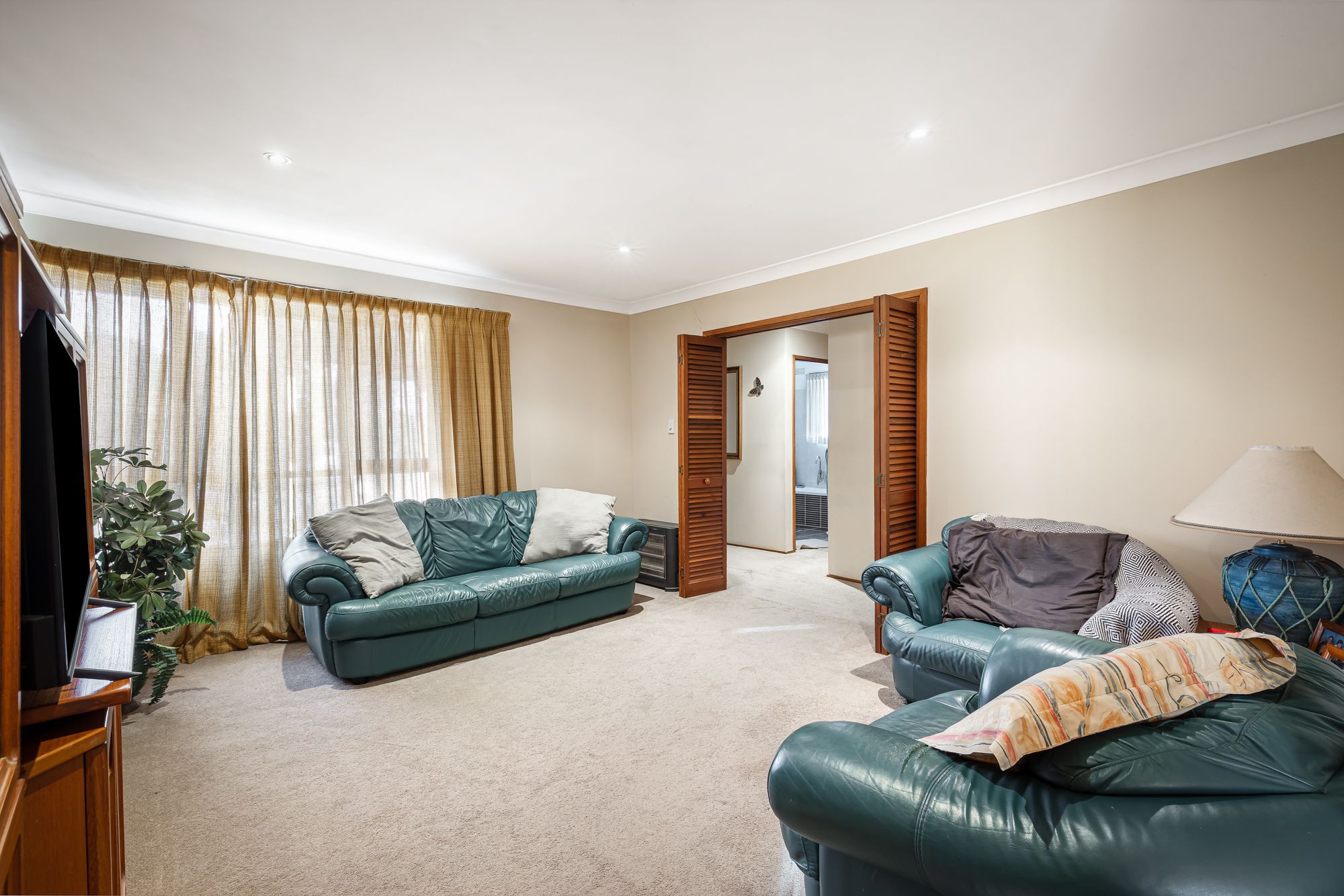 10 Oba Place, Toongabbie, NSW 2146