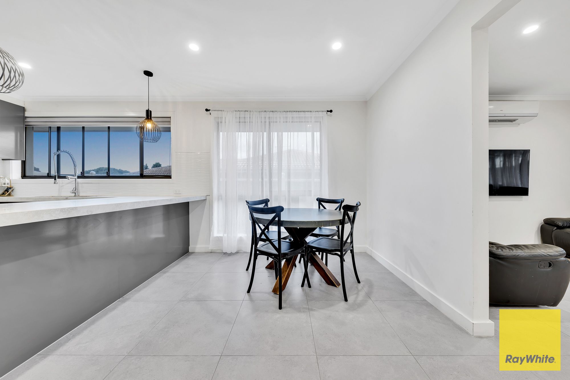 11 Judkins Avenue — photo 3 of 21