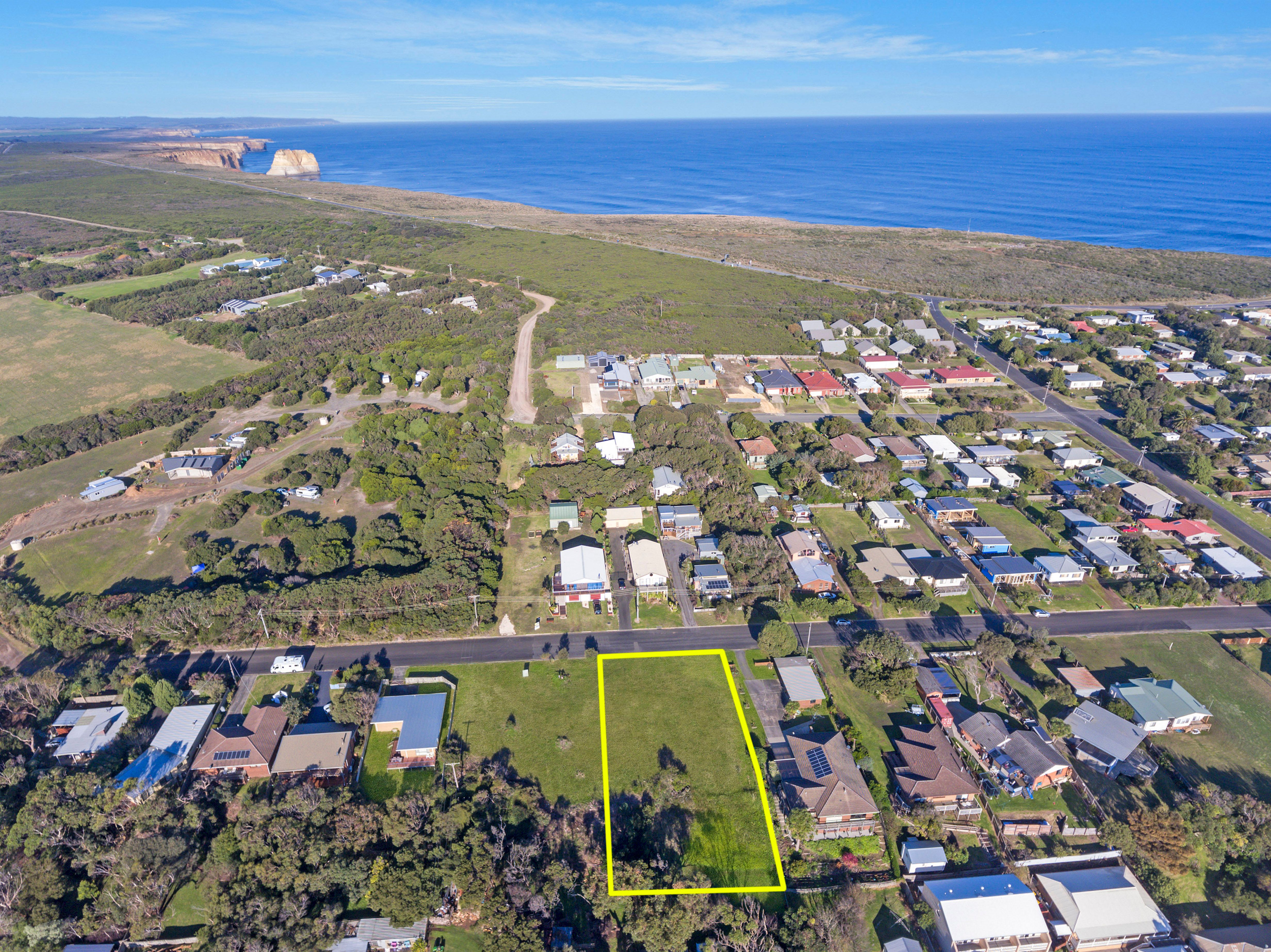 75 Hennessy Street, Port Campbell, VIC 3269
