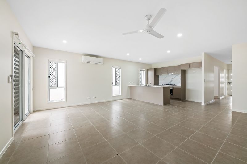 42 Wood Crescent, Baringa, QLD 4551