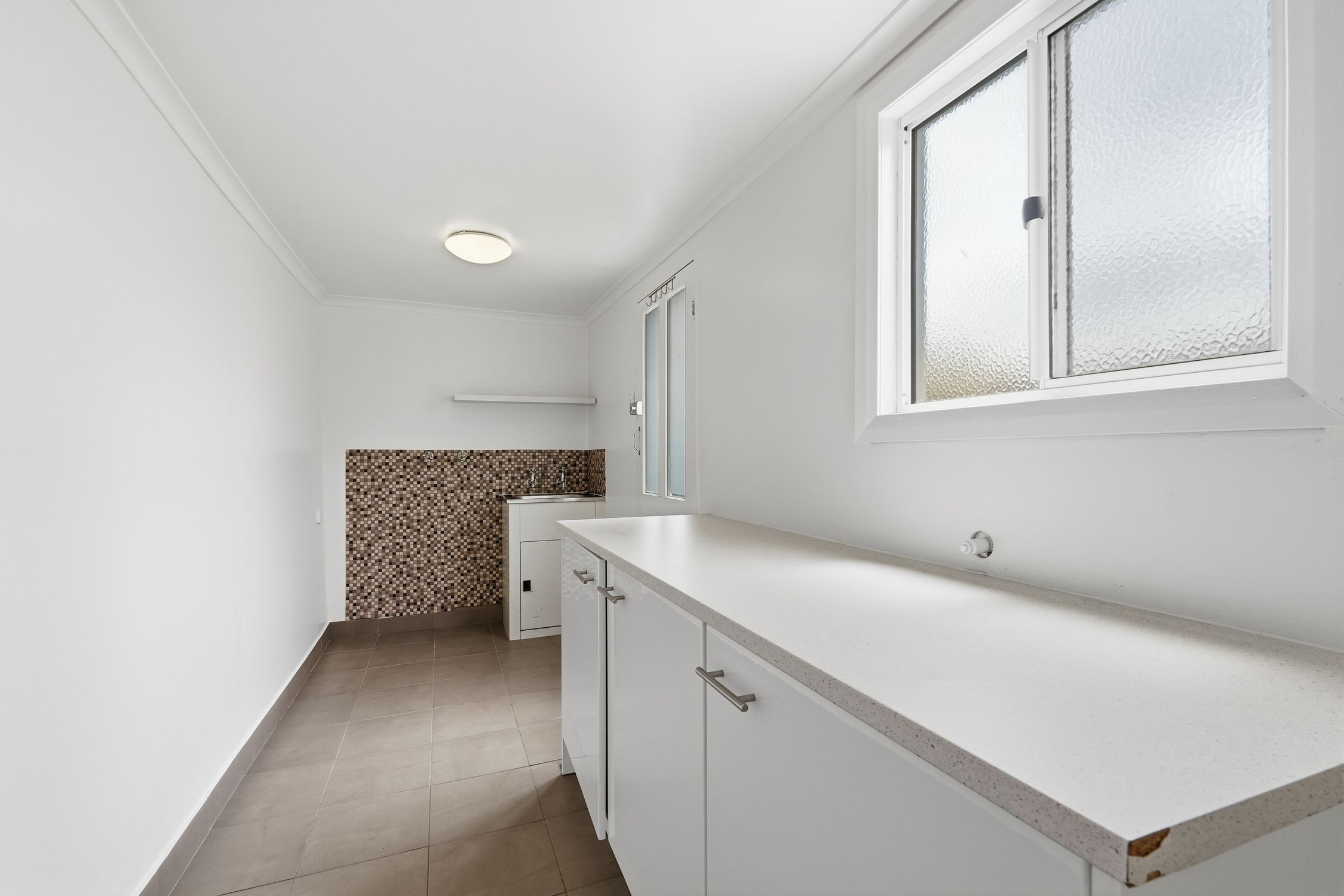 2/371 Argyle Street — photo 10 of 13