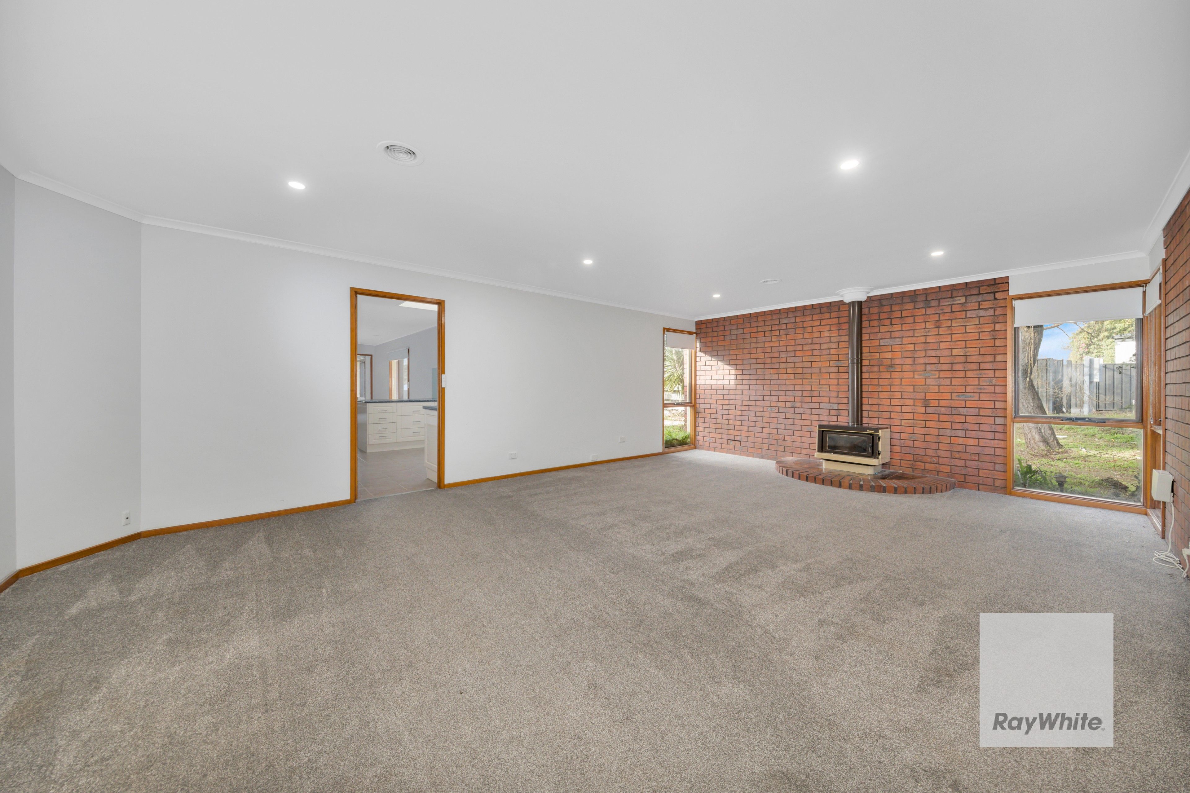 25 Swinburne Avenue, Gisborne, VIC 3437