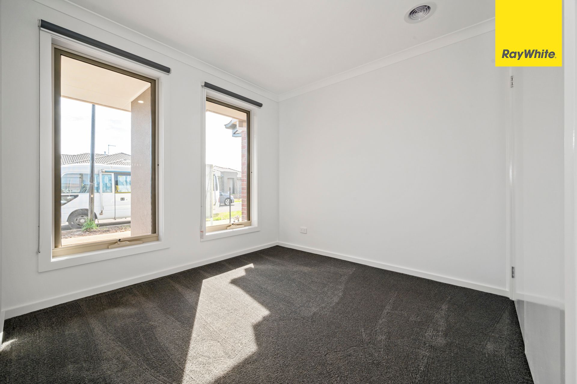 9 Satchville Avenue, HARKNESS, VIC 3337