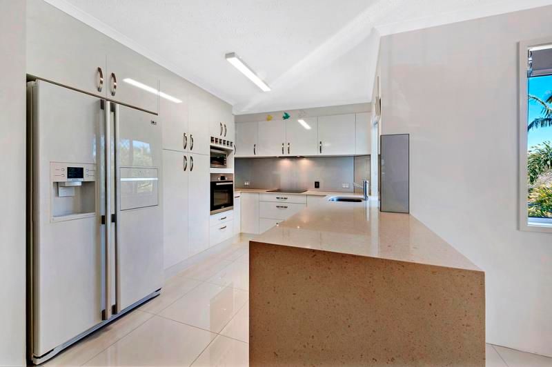 4/28 Cronin Avenue, Main Beach, QLD 4217
