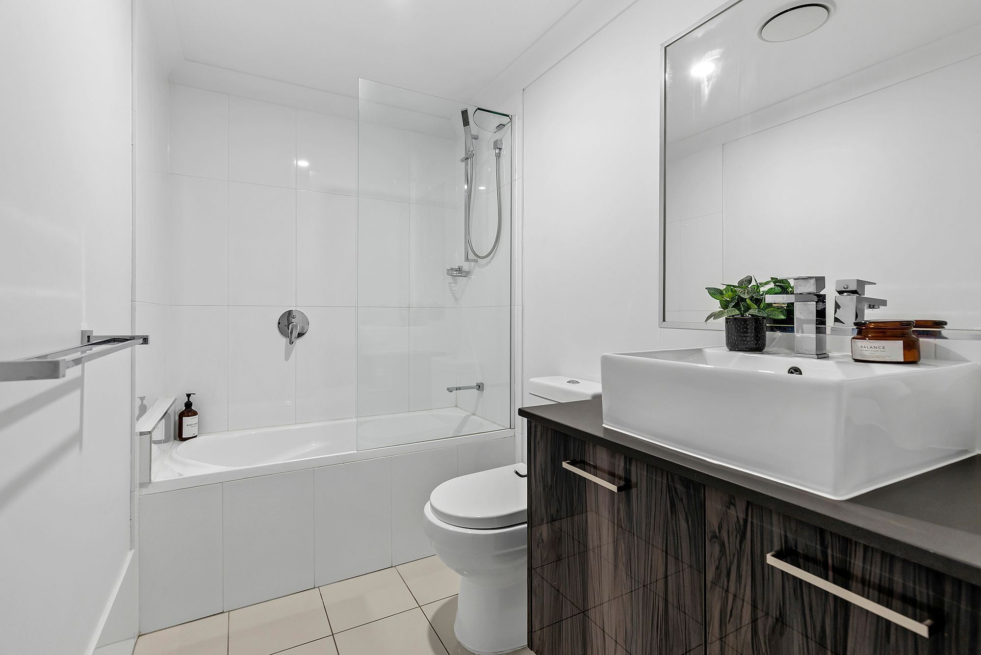 25-20-24-lawley-street-kedron-qld-4031-sold-unit-ray-white