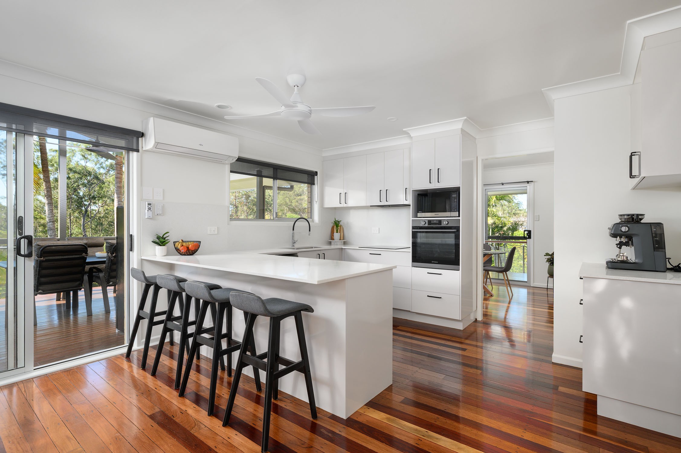29 Groves Road, Araluen, QLD 4570