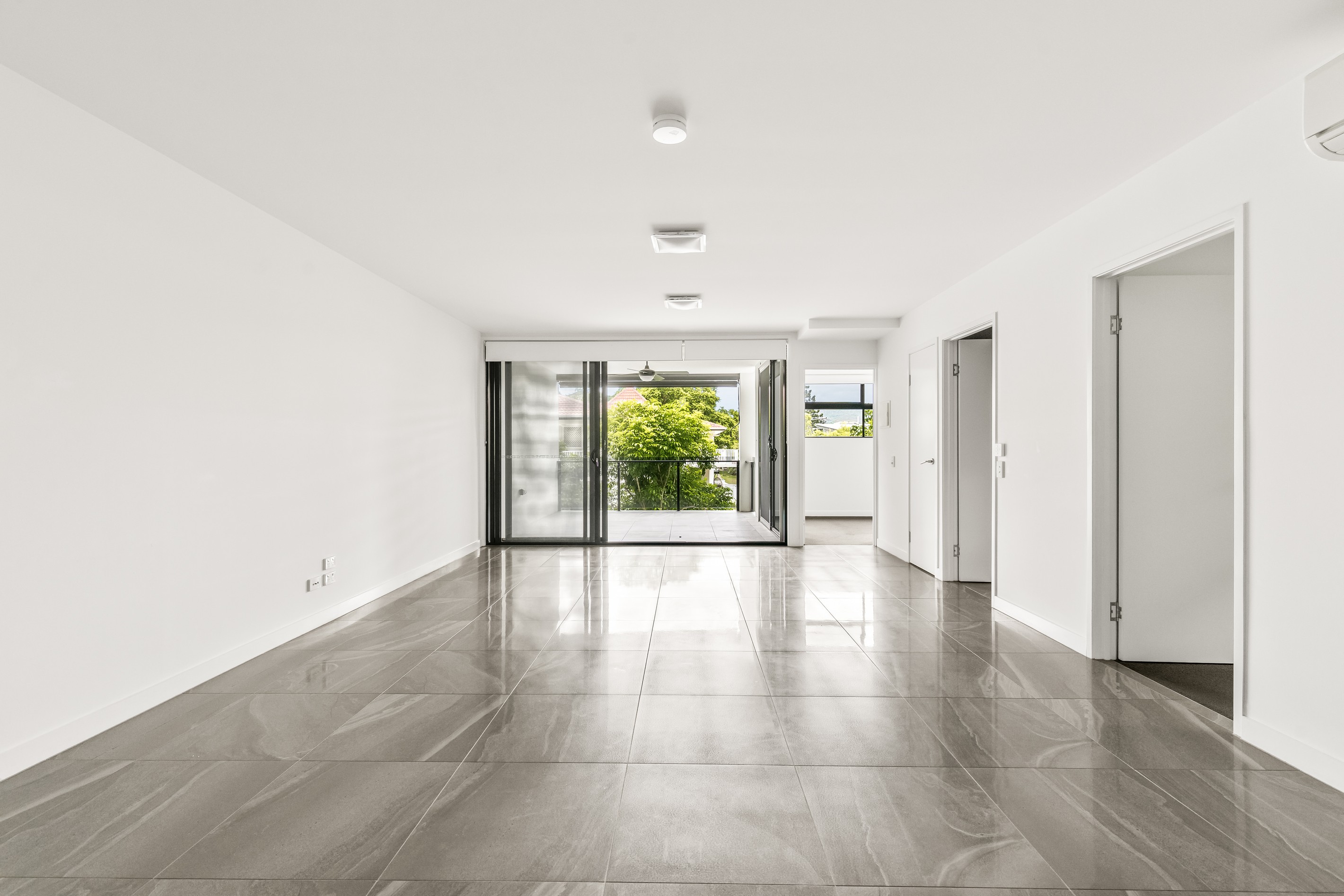 2/117 Indooroopilly Road, Taringa, QLD 4068