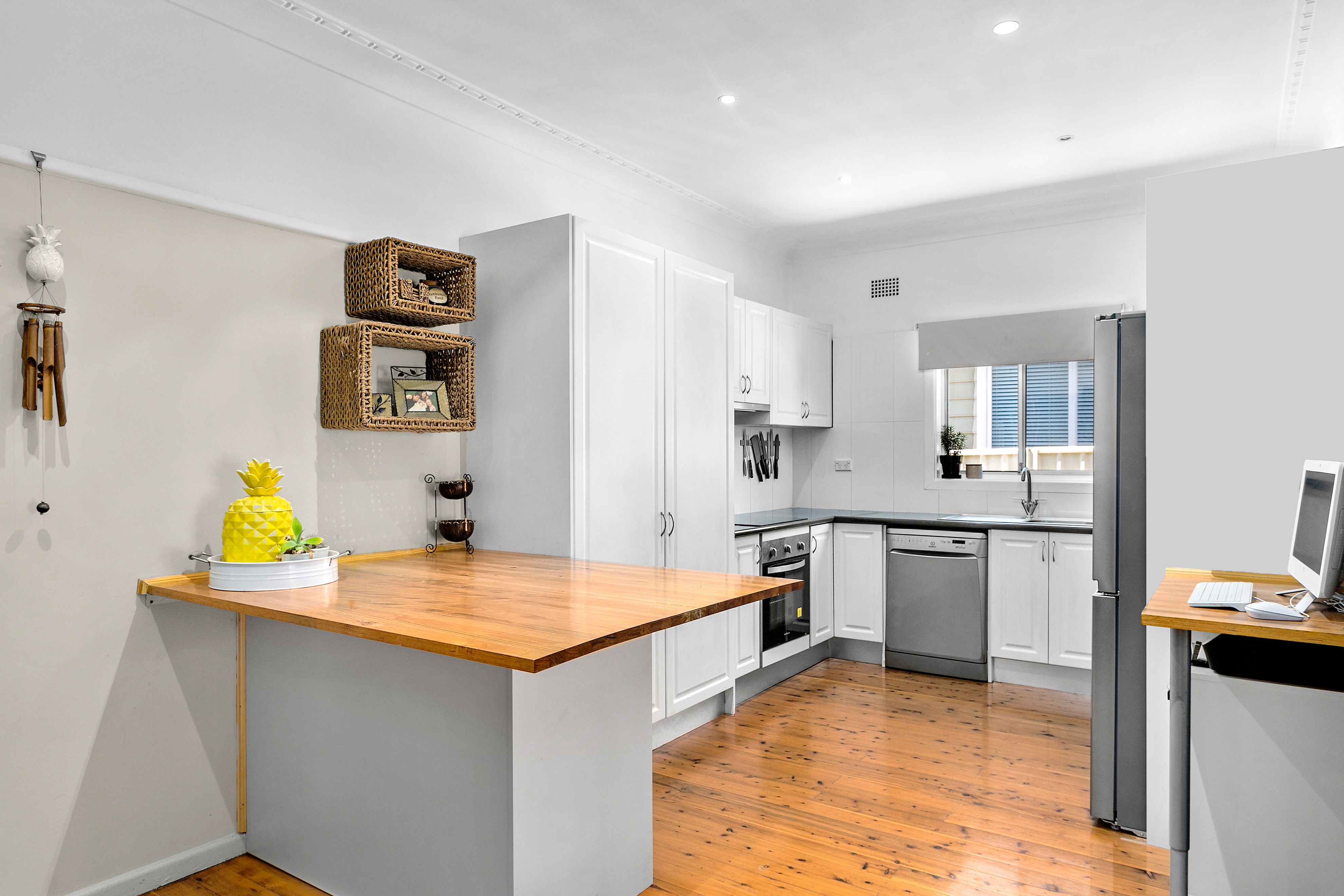 11 William Avenue, Warilla, NSW 2528