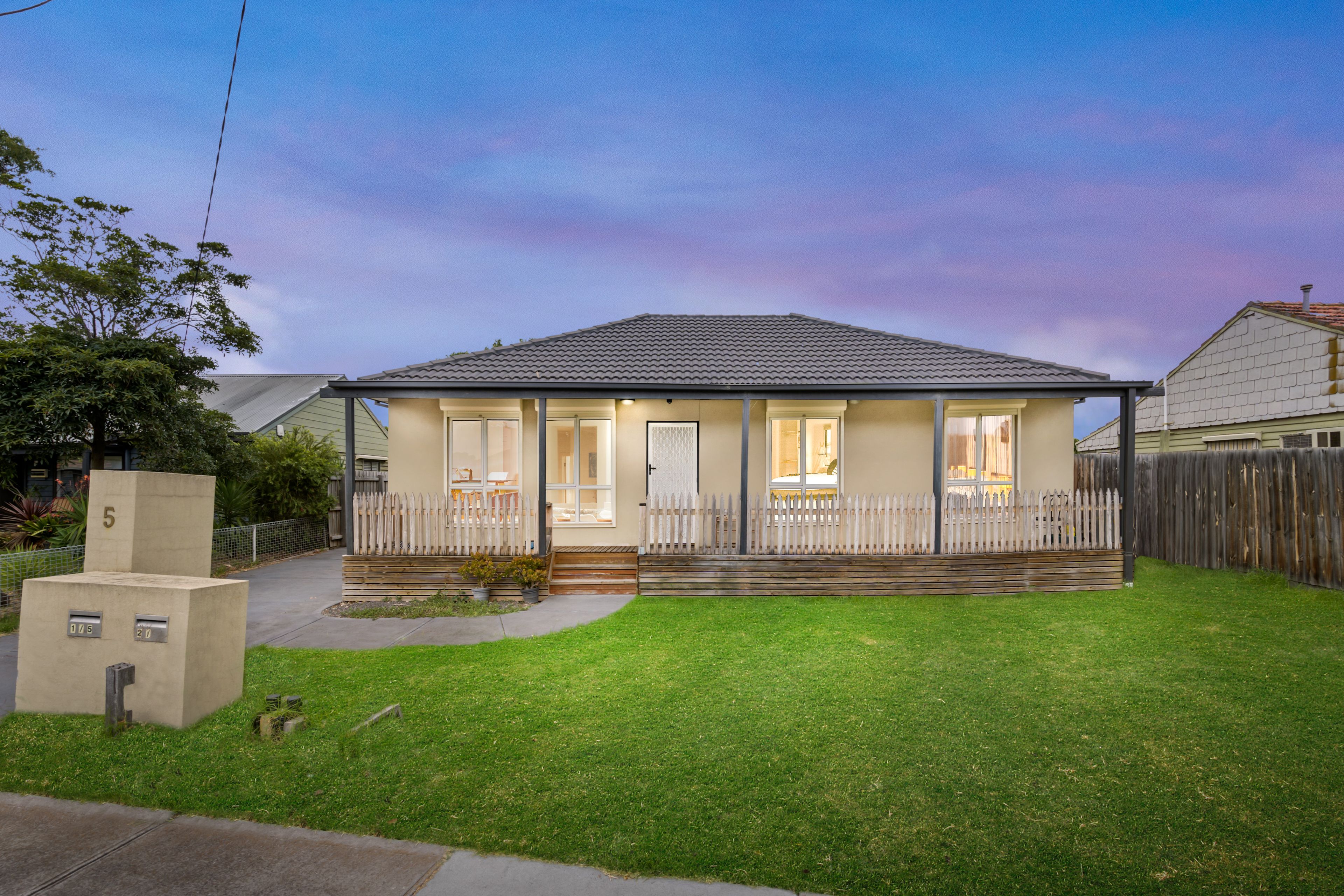 5 Irvine Street, Deer Park VIC 3023