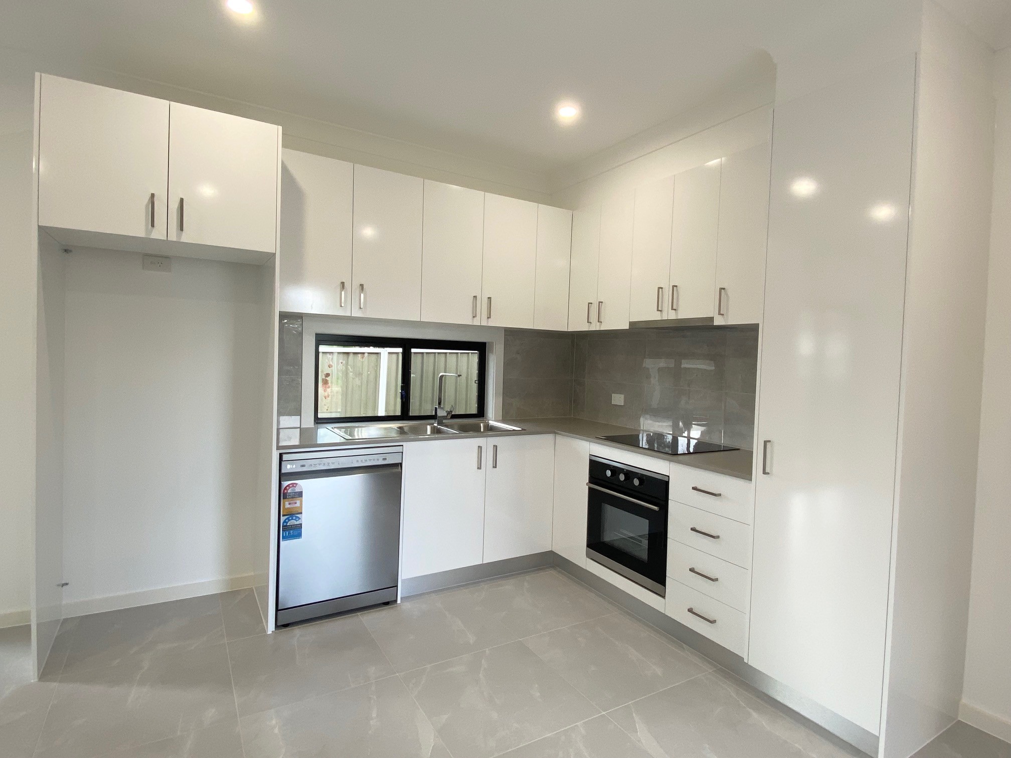 5A Gregory Avenue, Oxley Park, NSW 2760