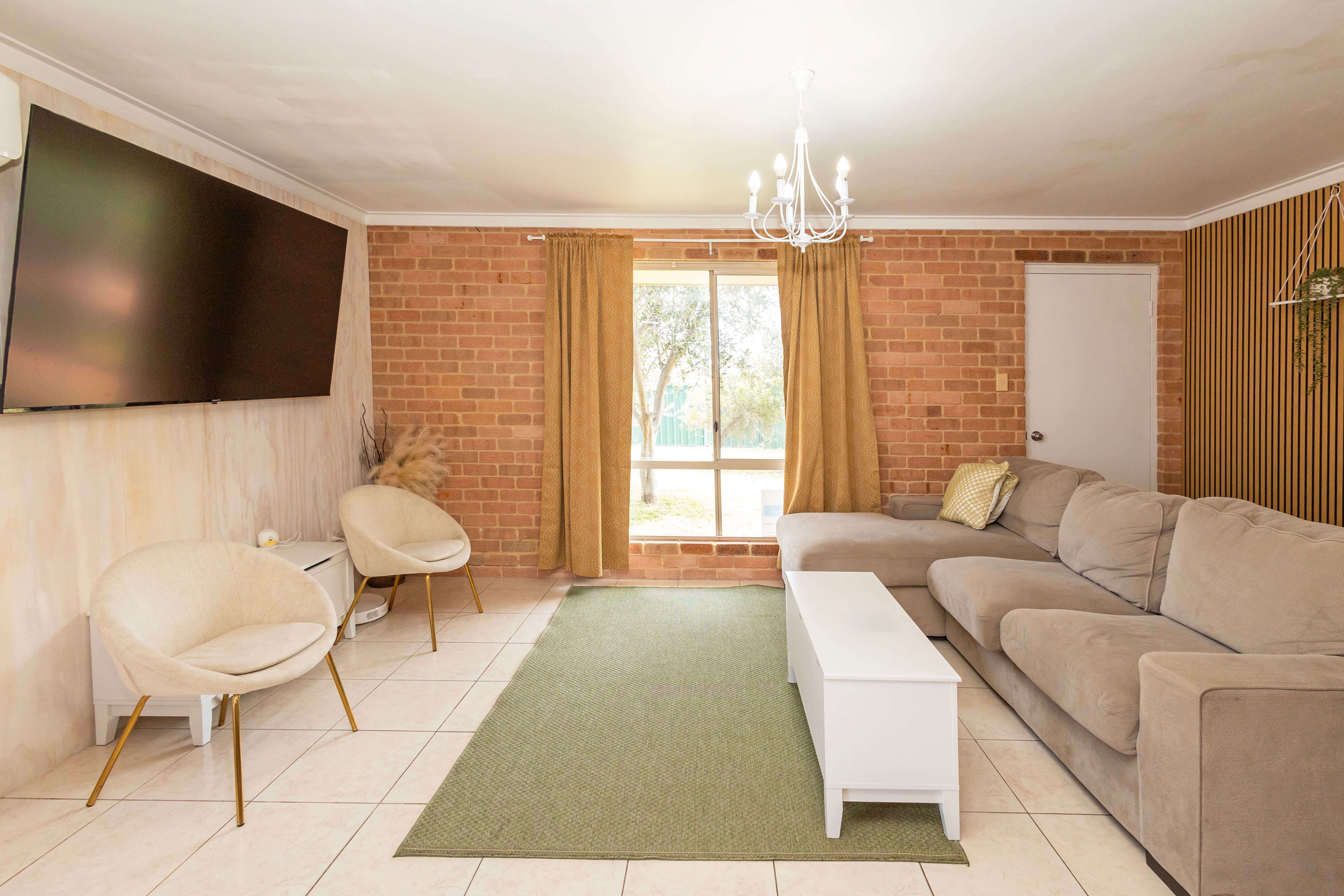 Renovated and Move In Ready! — photo 11 of 21