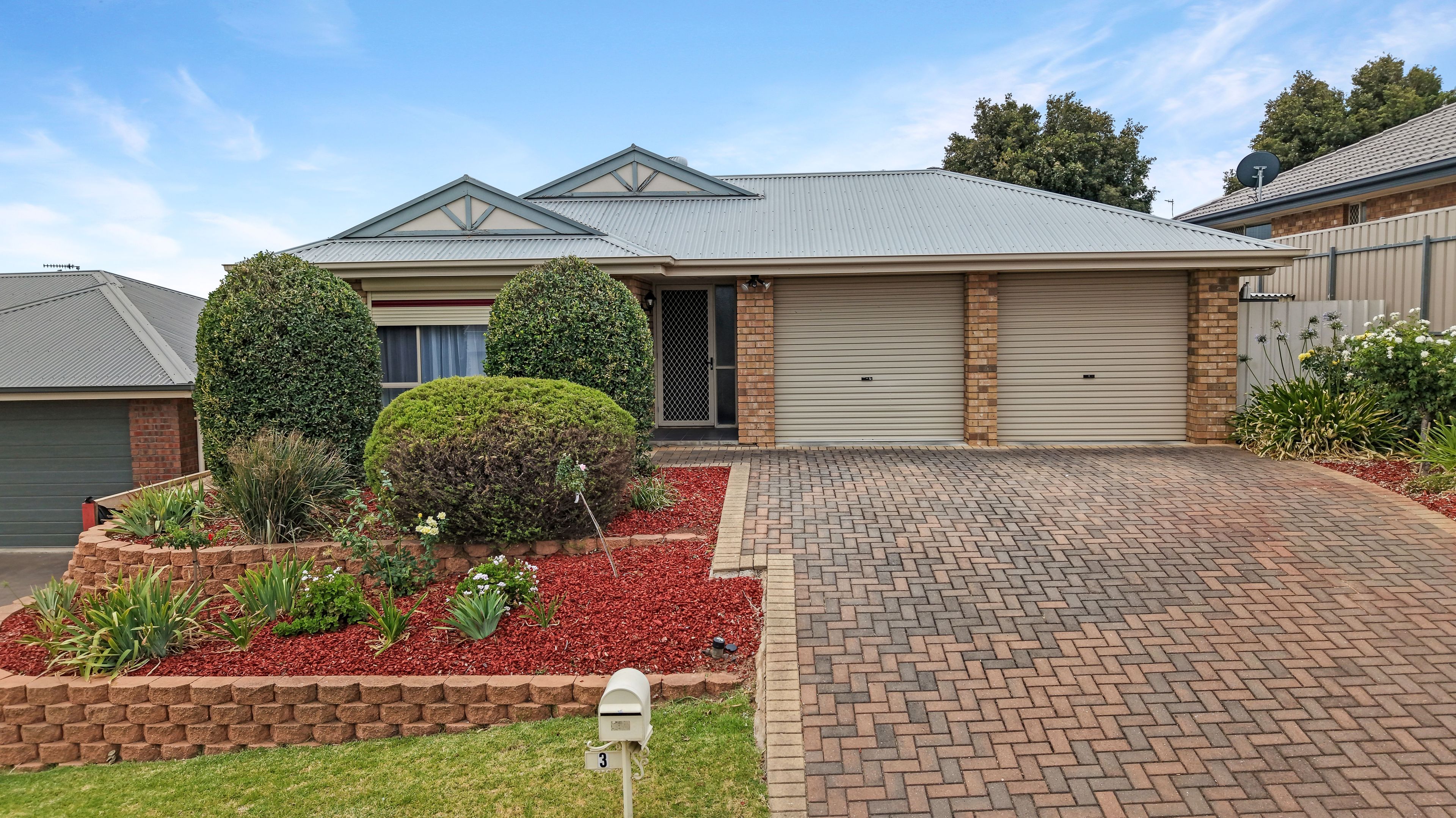 3 Hampshire Drive, Craigmore, SA 5114