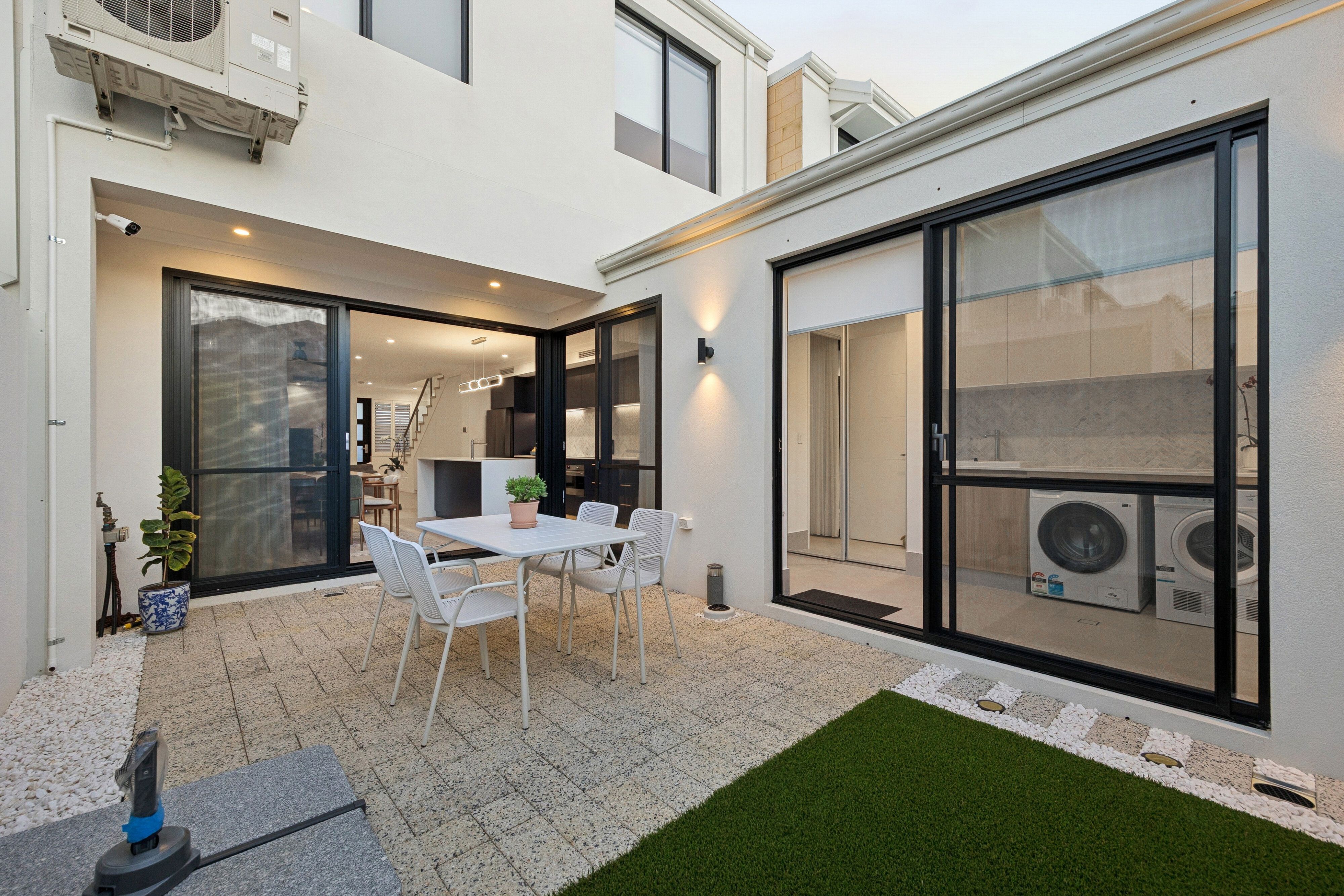 9 Surf Lane — photo 11 of 29