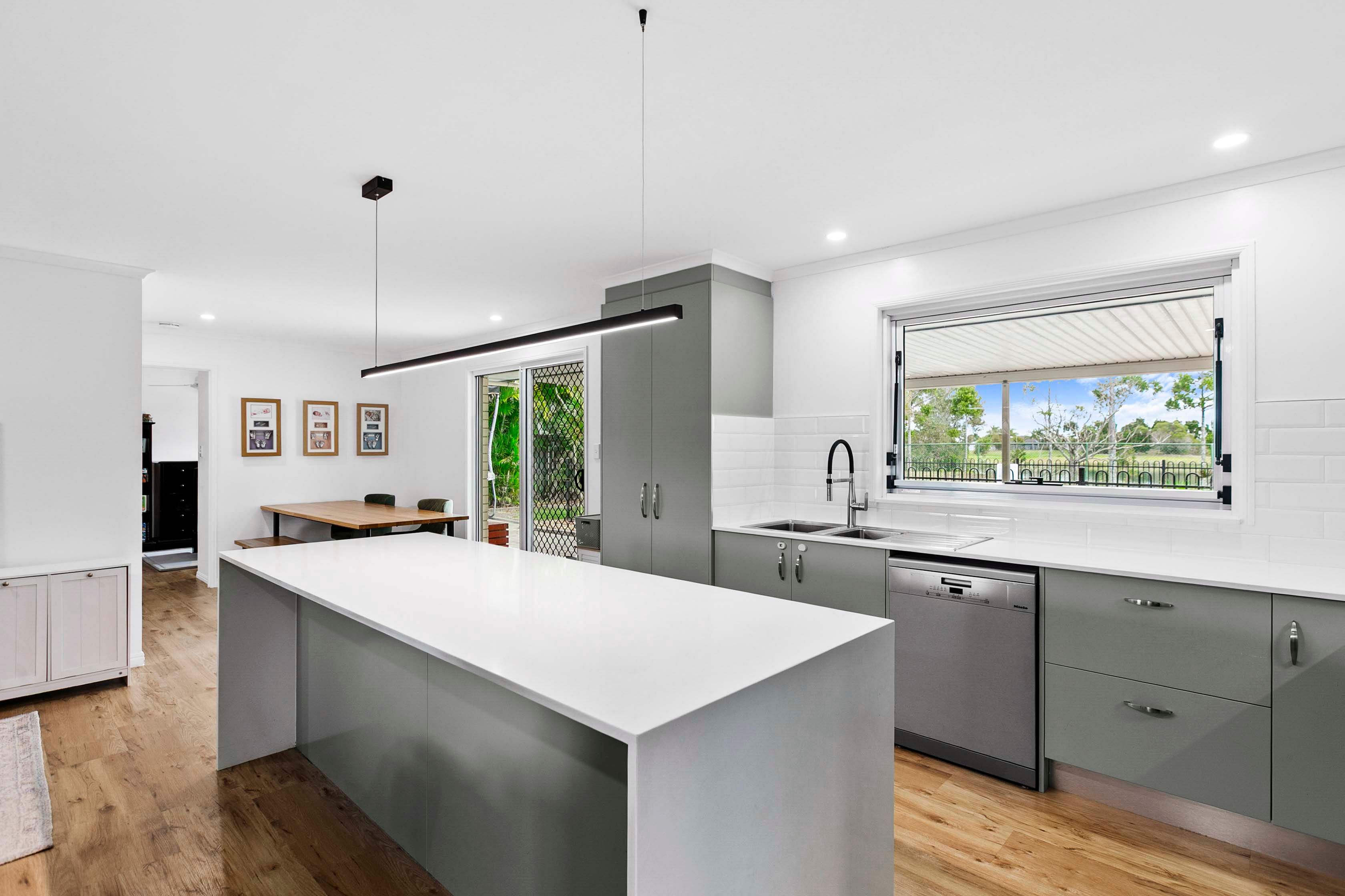 9 Brolga Court — photo 3 of 30