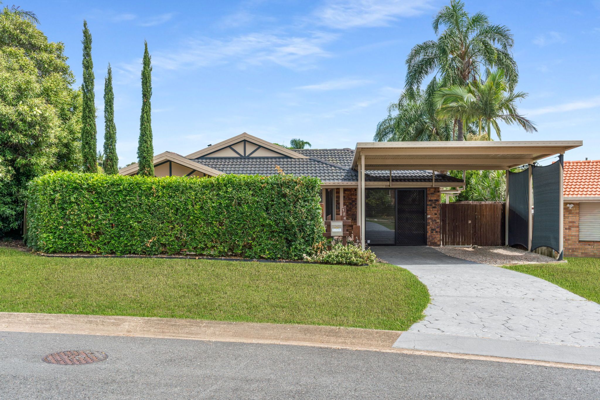 124 Bottlebrush Drive, Regents Park, QLD 4118