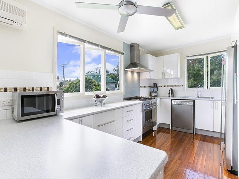 29 Otaki Road, Yeronga, QLD 4104