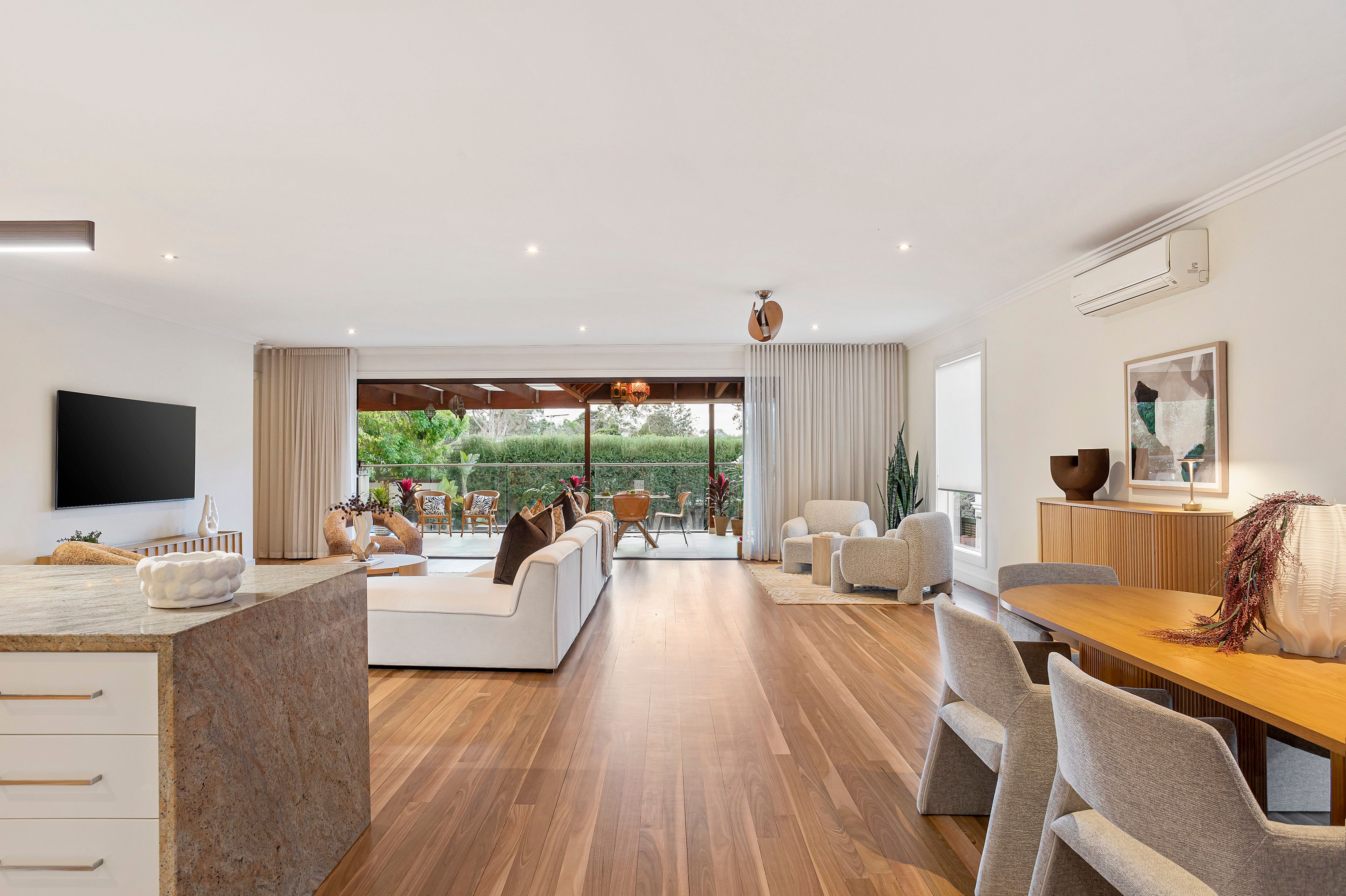 11 Moule Avenue — photo 6 of 16