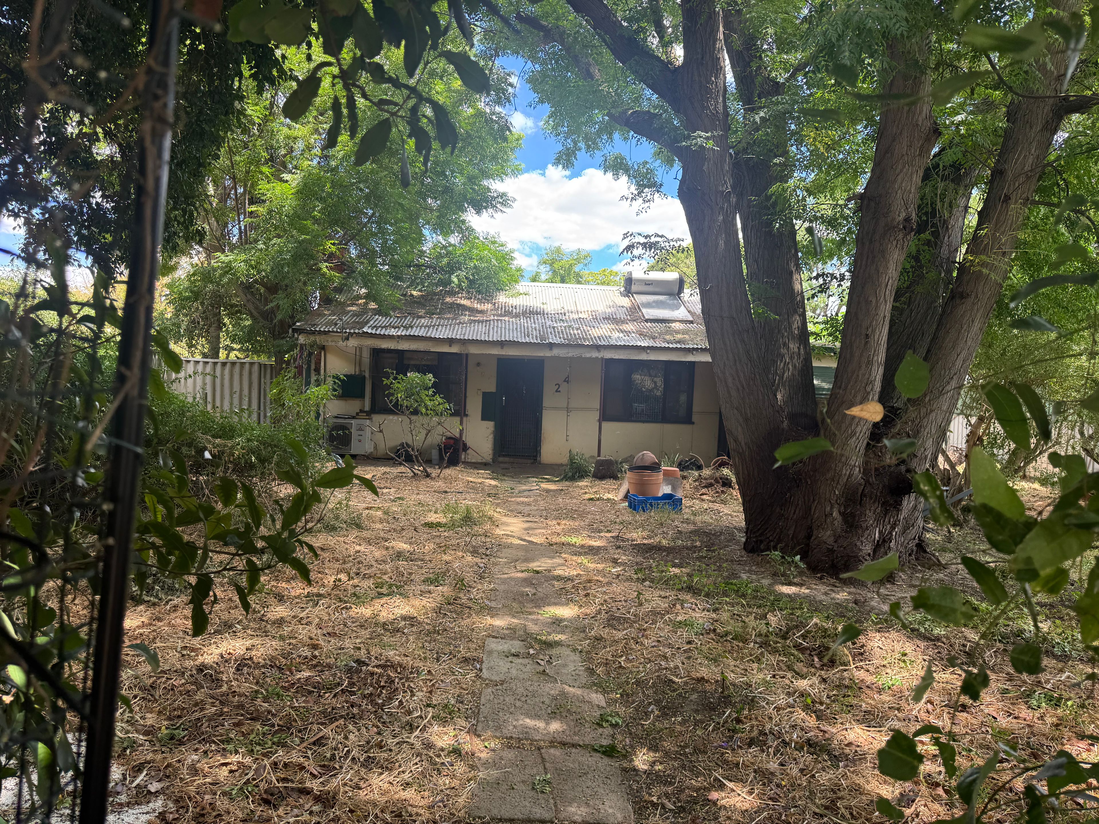 24 Seventh Road, Armadale, WA 6112