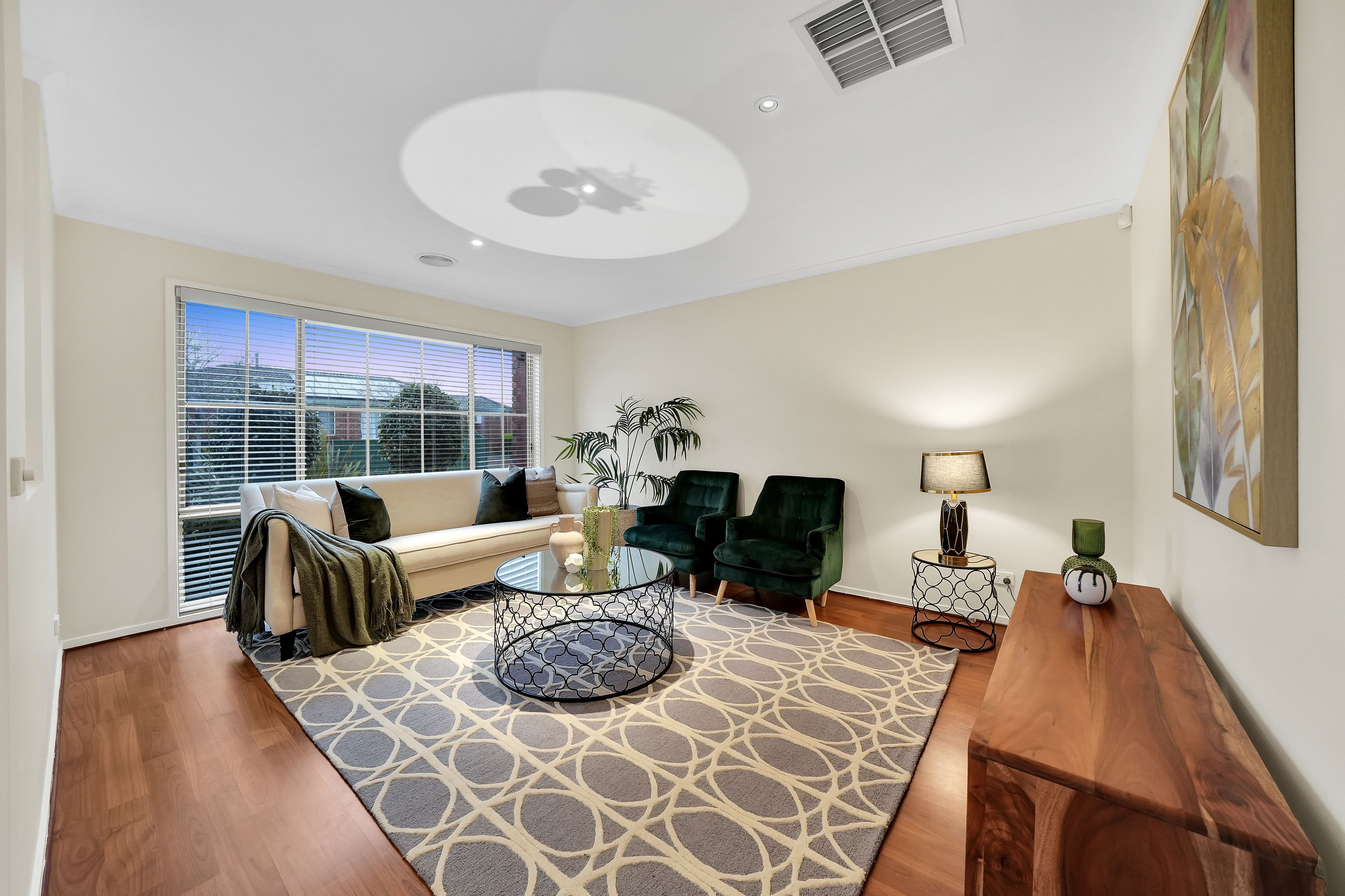25 Charlesworth Crescent, Burnside, VIC 3023