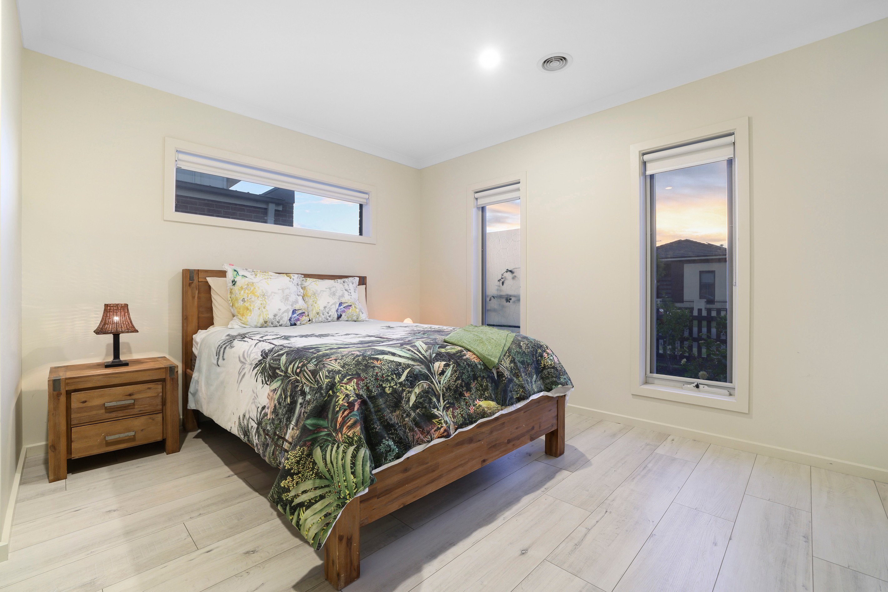 13 Simmental Drive, Clyde North, VIC 3978