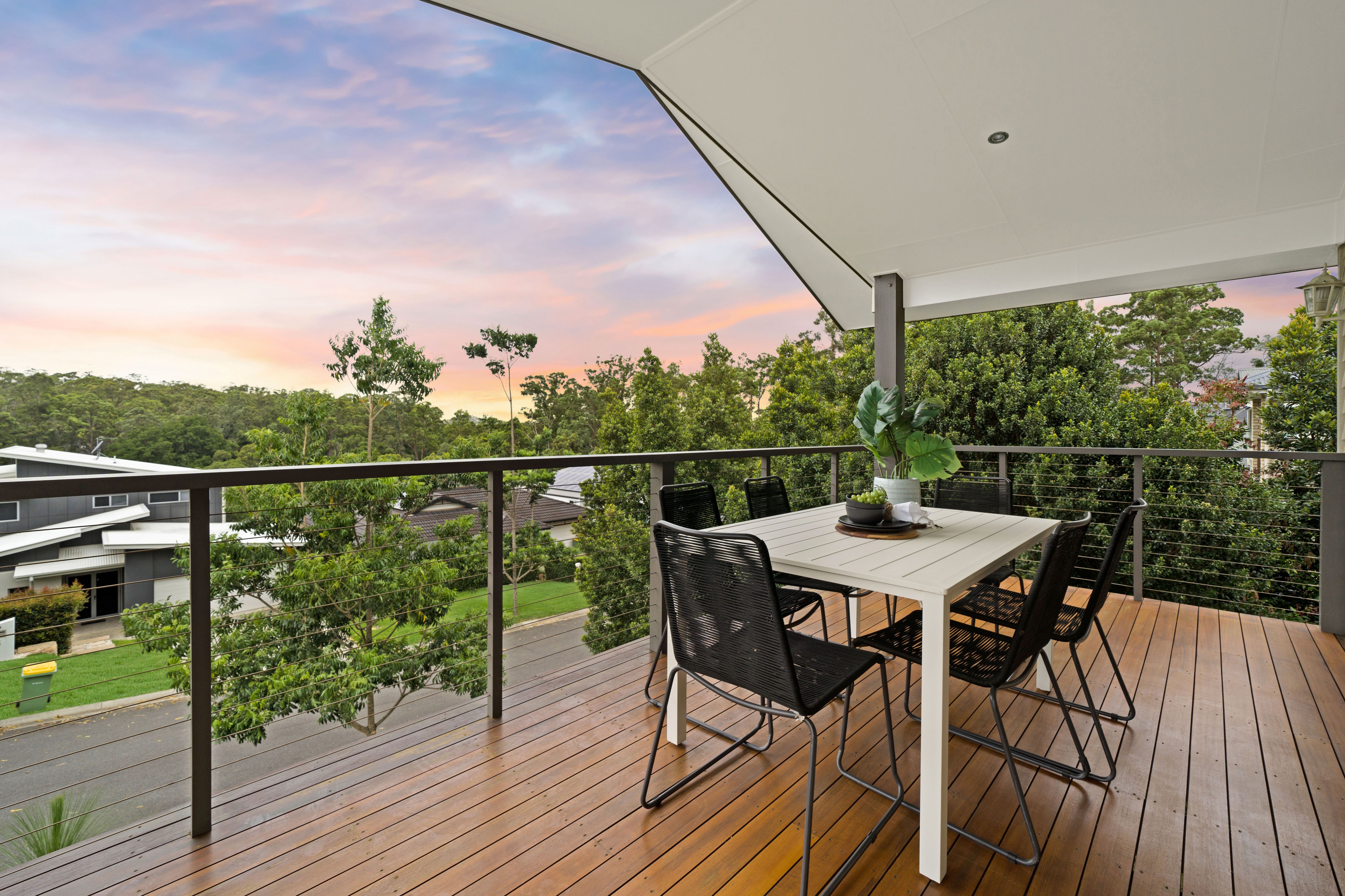 6 Charles Glen Street, Daisy Hill, QLD 4127