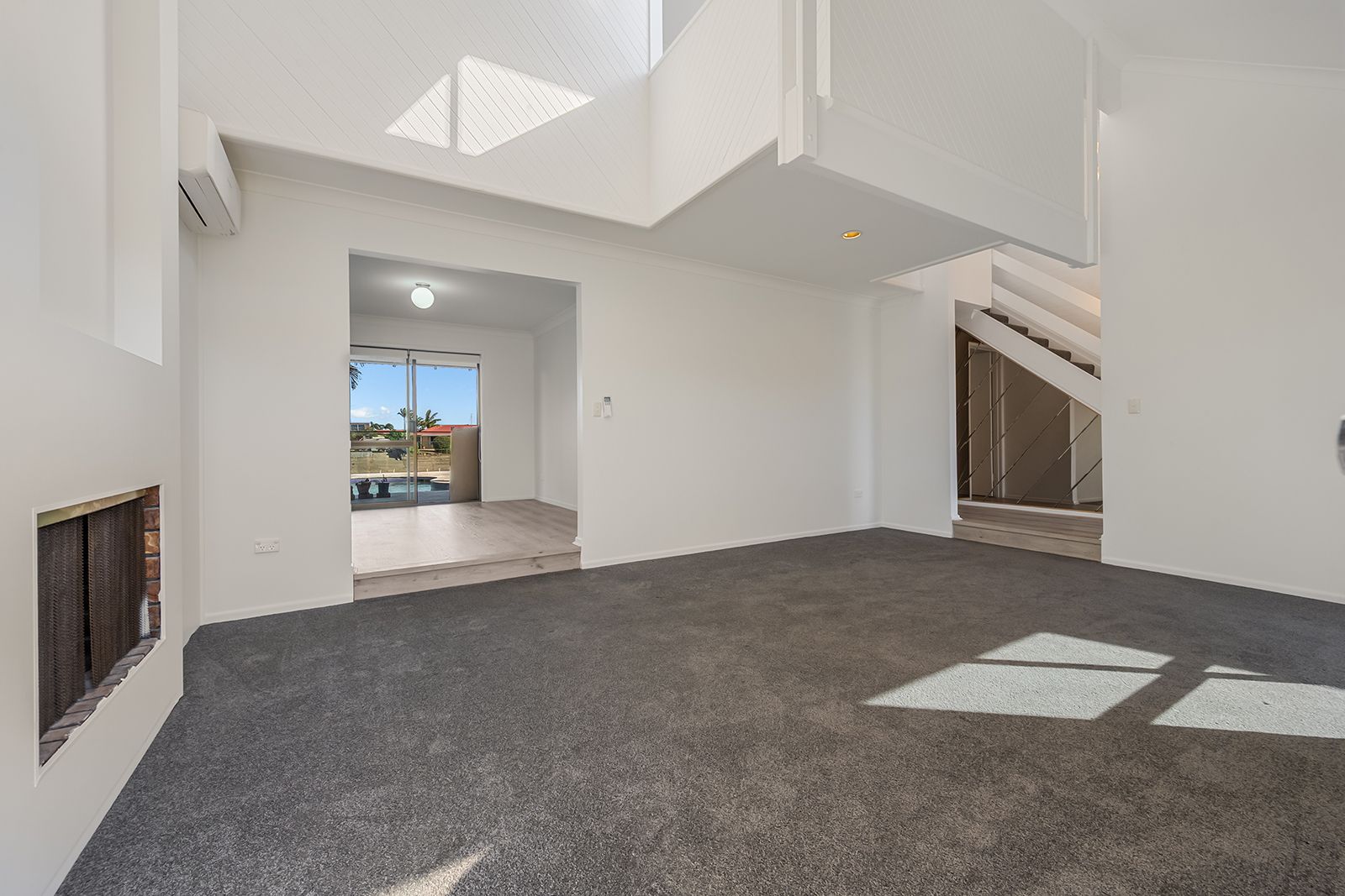 6 Southern Cross Drive — photo 5 of 15