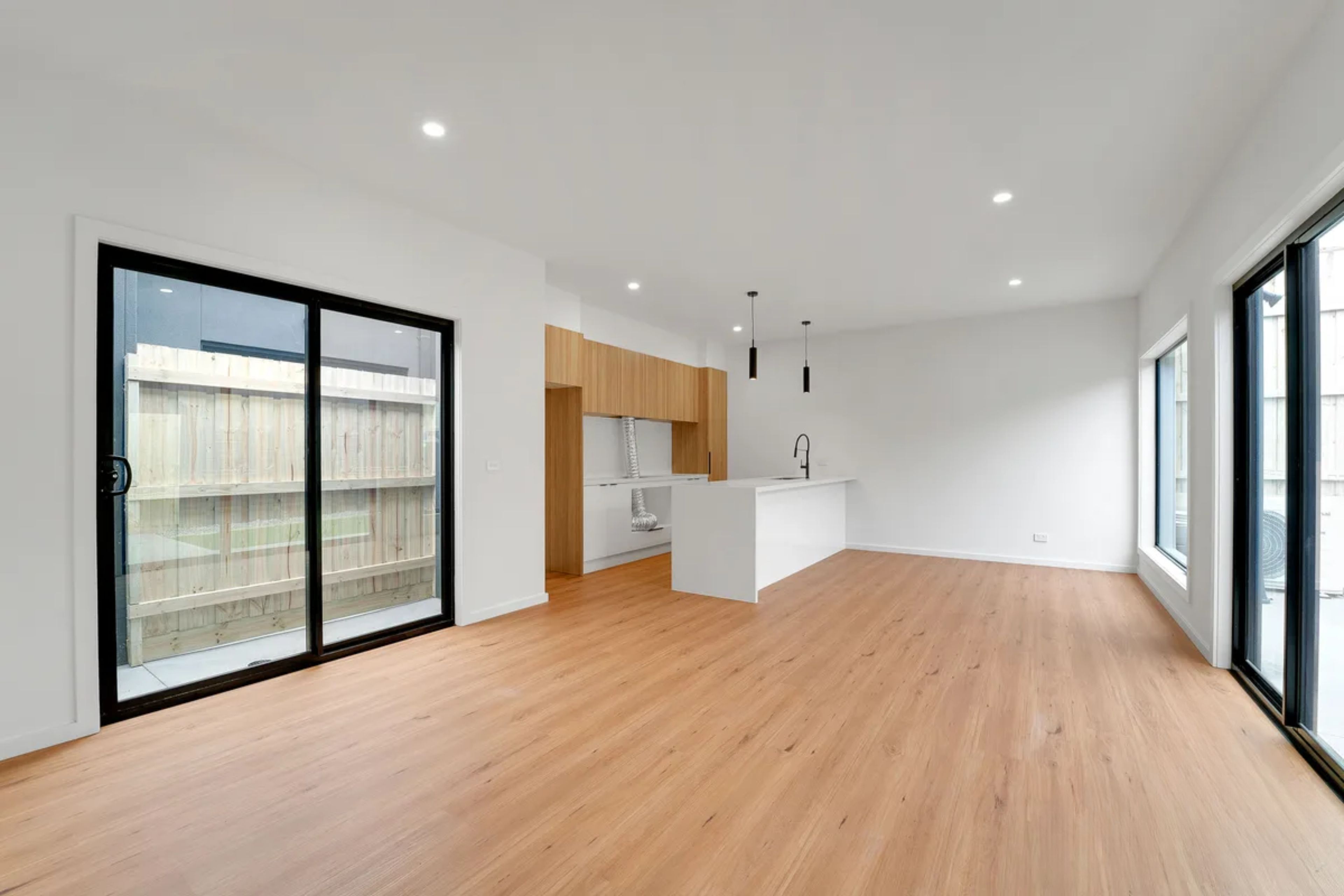 125 Maradona Boulevard — photo 3 of 15