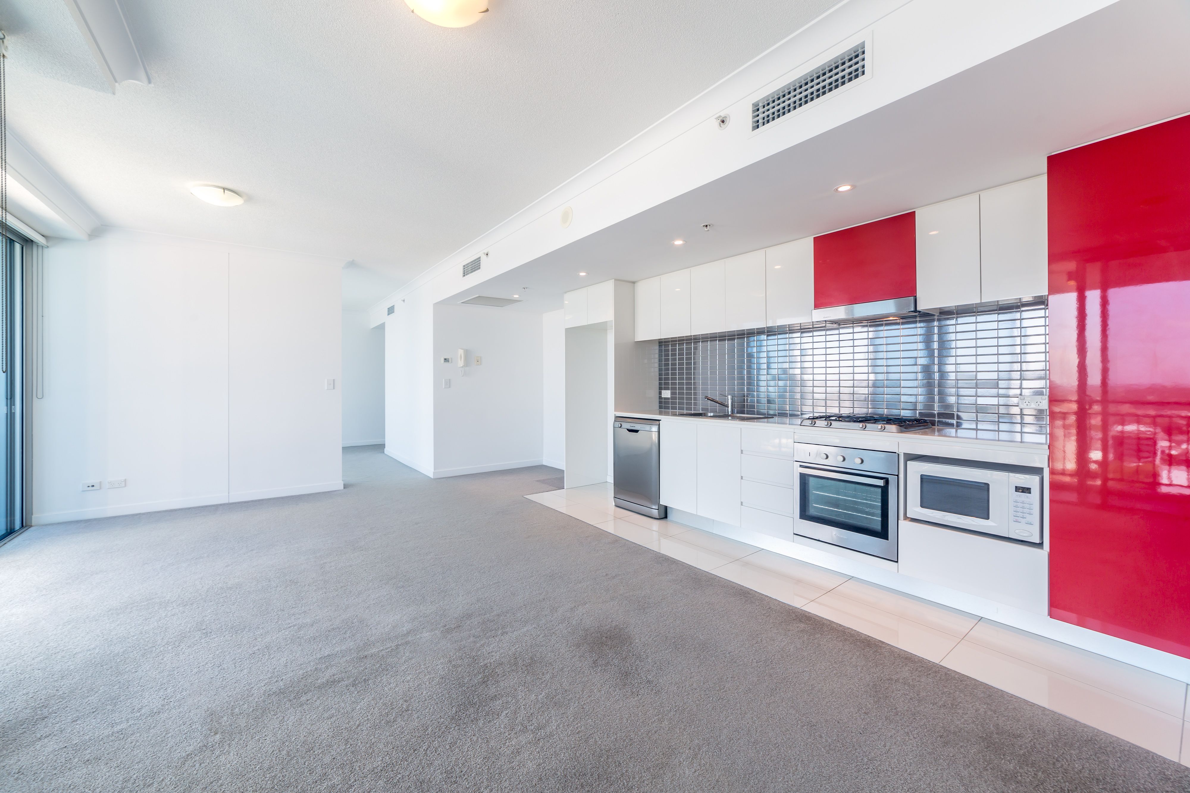 21309/5 Lawson Street, Southport, QLD 4215