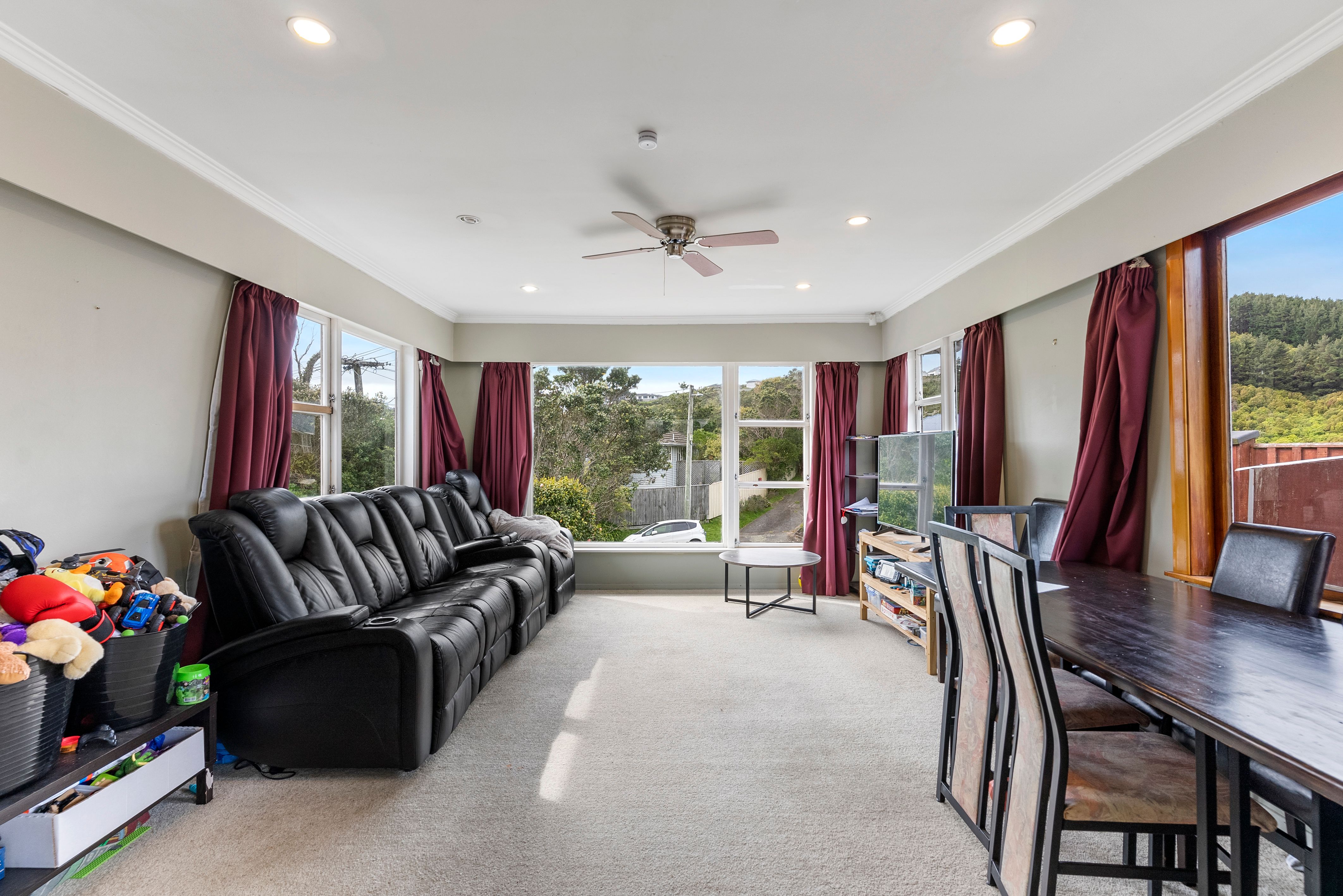 39 Dominion Park Street, Johnsonville, Wellington City