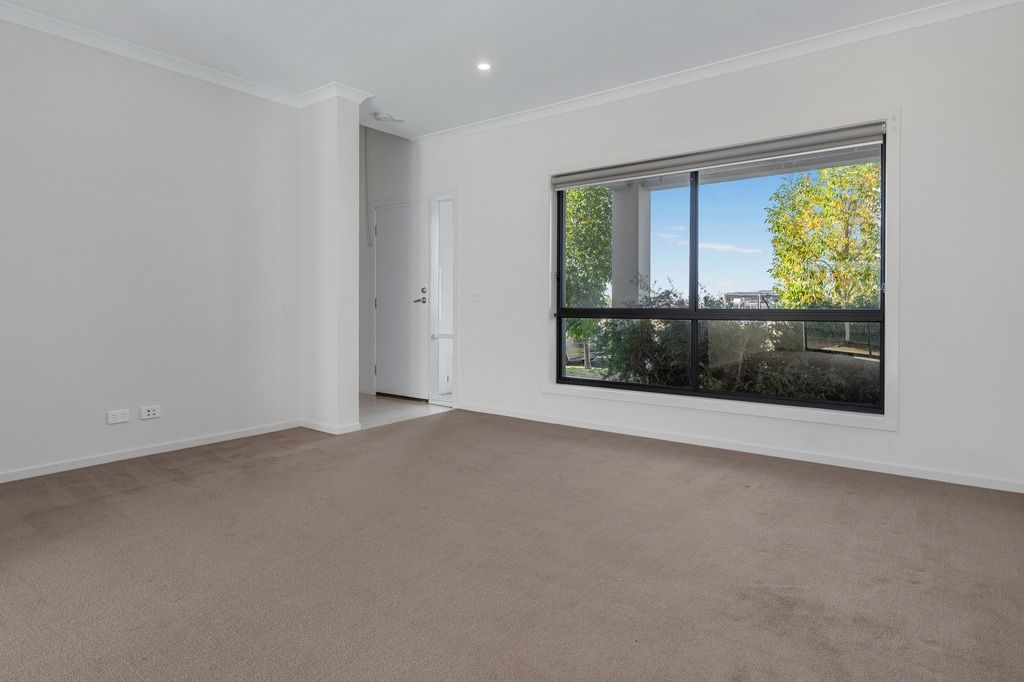 8 Illabunda Drive, Werribee, VIC 3030