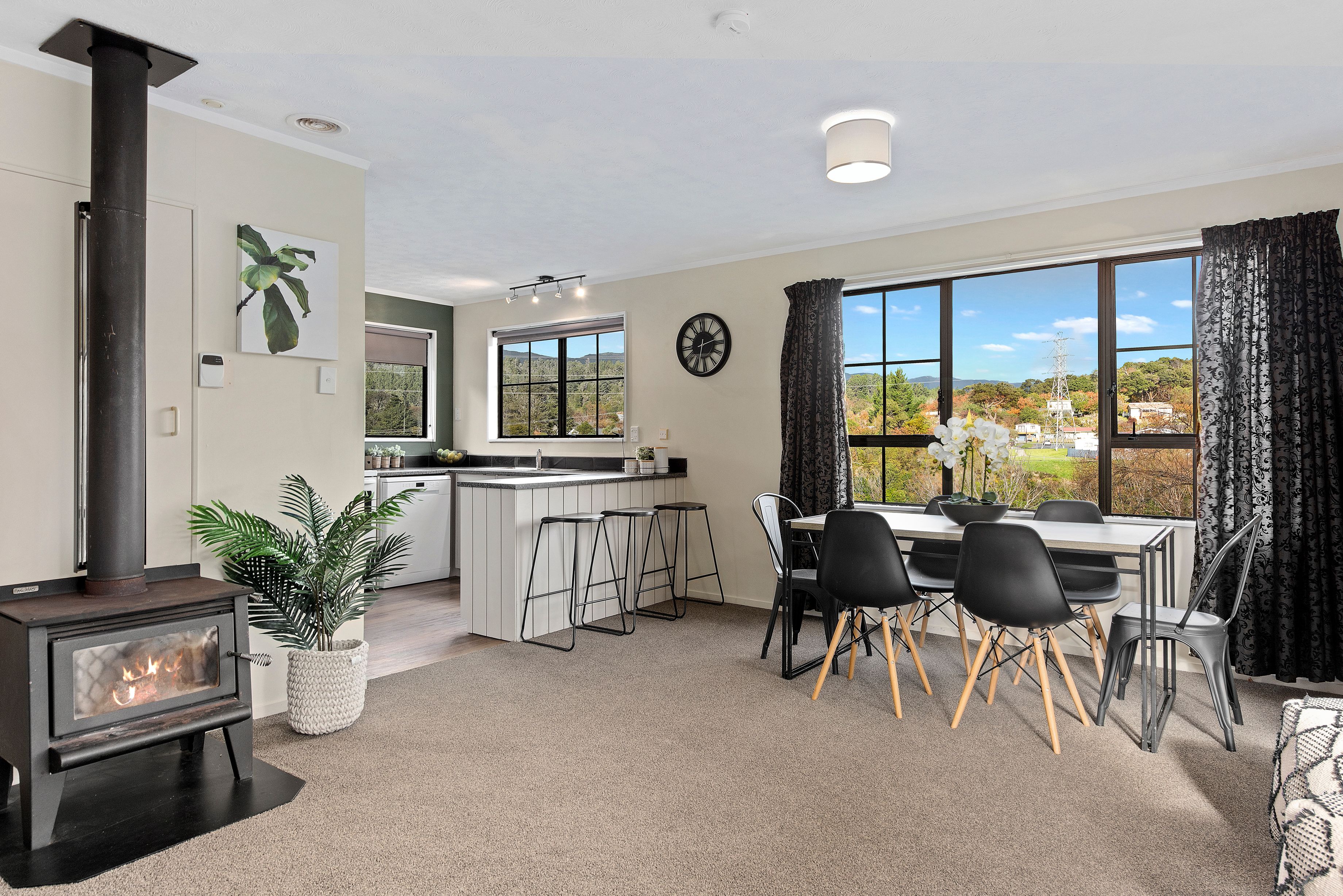 84-2 Gillespies Road, Birchville, Upper Hutt City