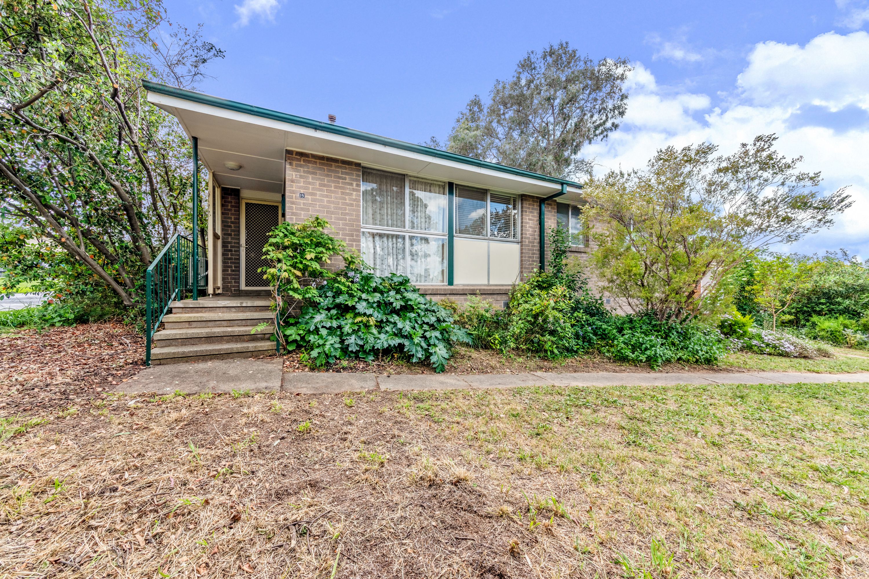 19 Roberts Street, Macquarie, ACT 2614