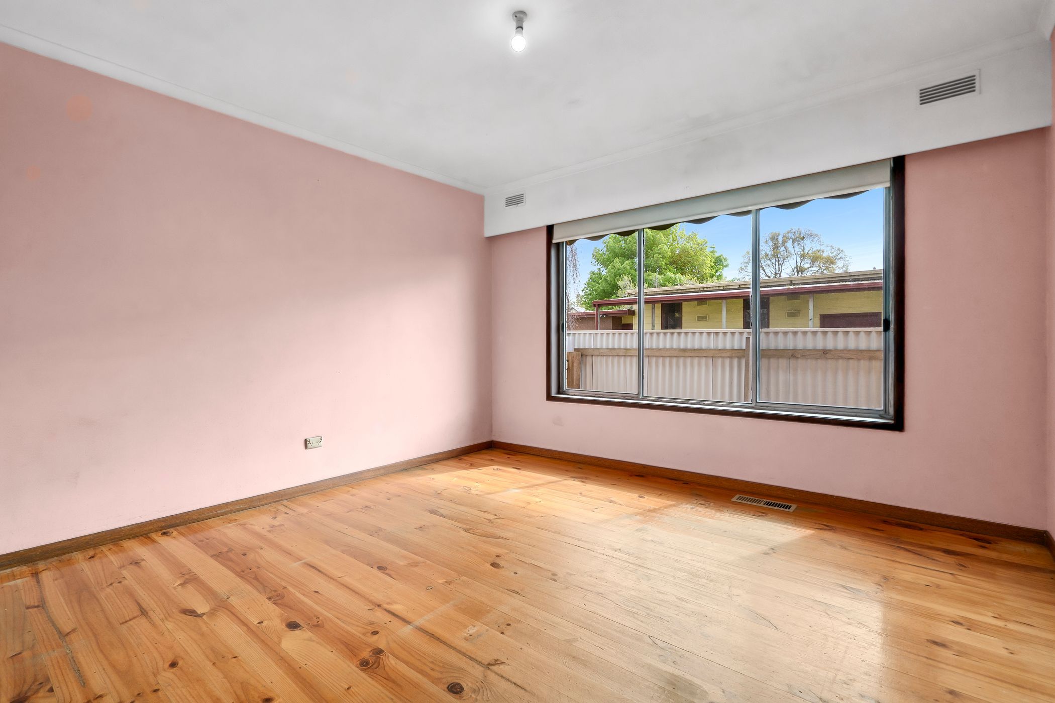 39 Corangamite Street — photo 12 of 16