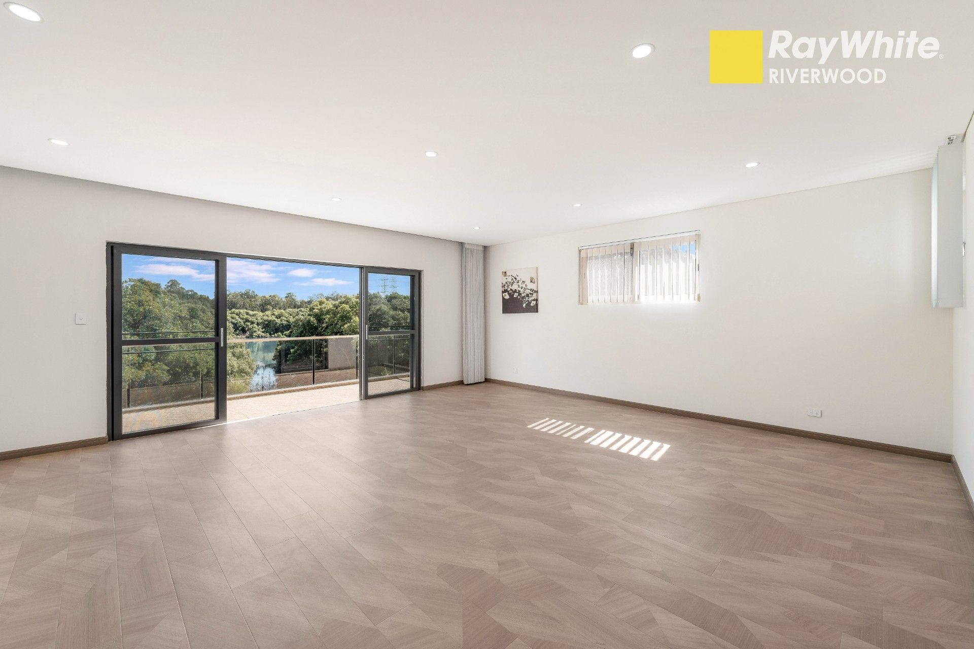 23B Salt Pan Road — photo 5 of 16