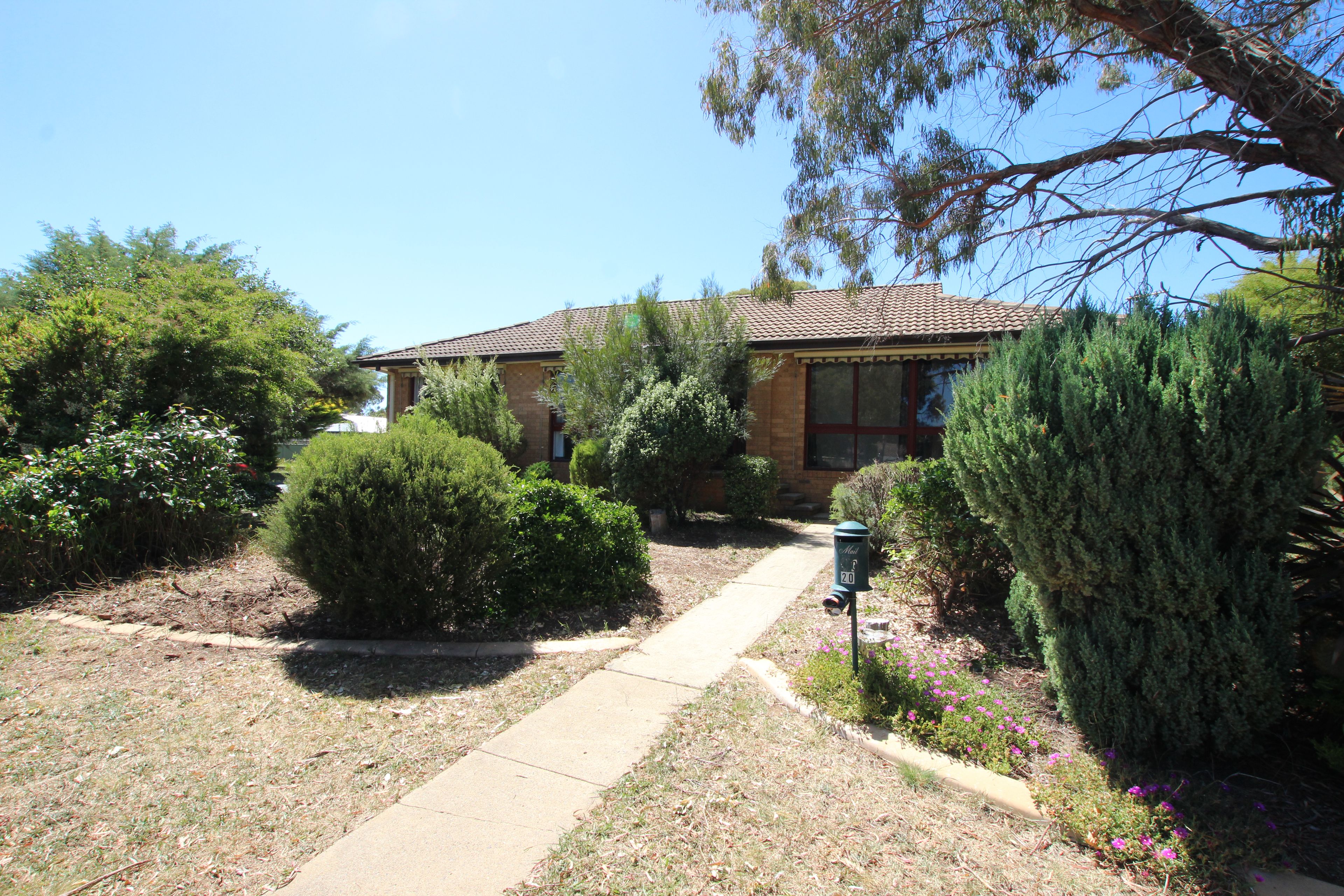 20 Diamantina Crescent — photo 24 of 24