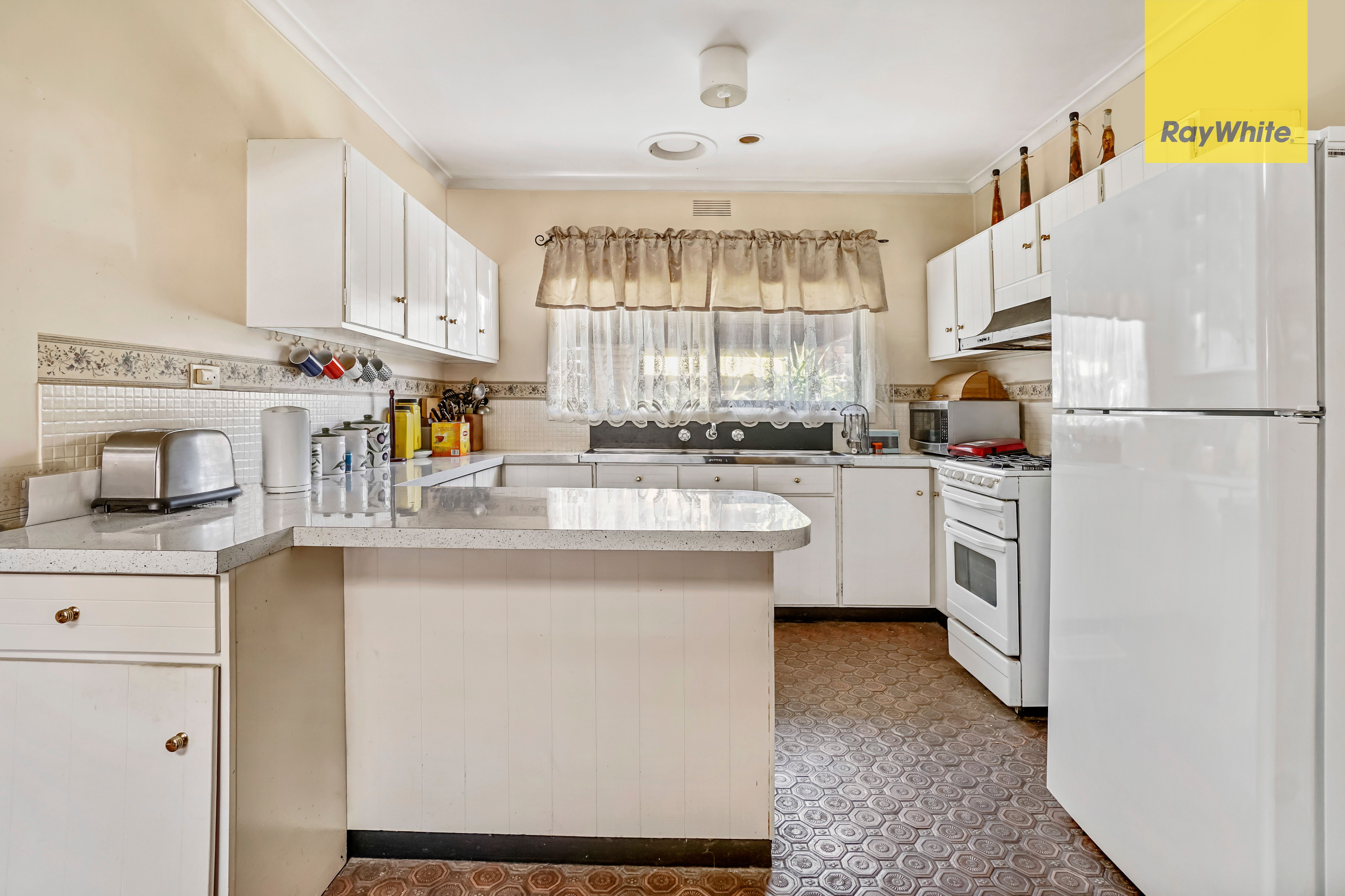 31 Francis Street, Melton South, VIC 3338