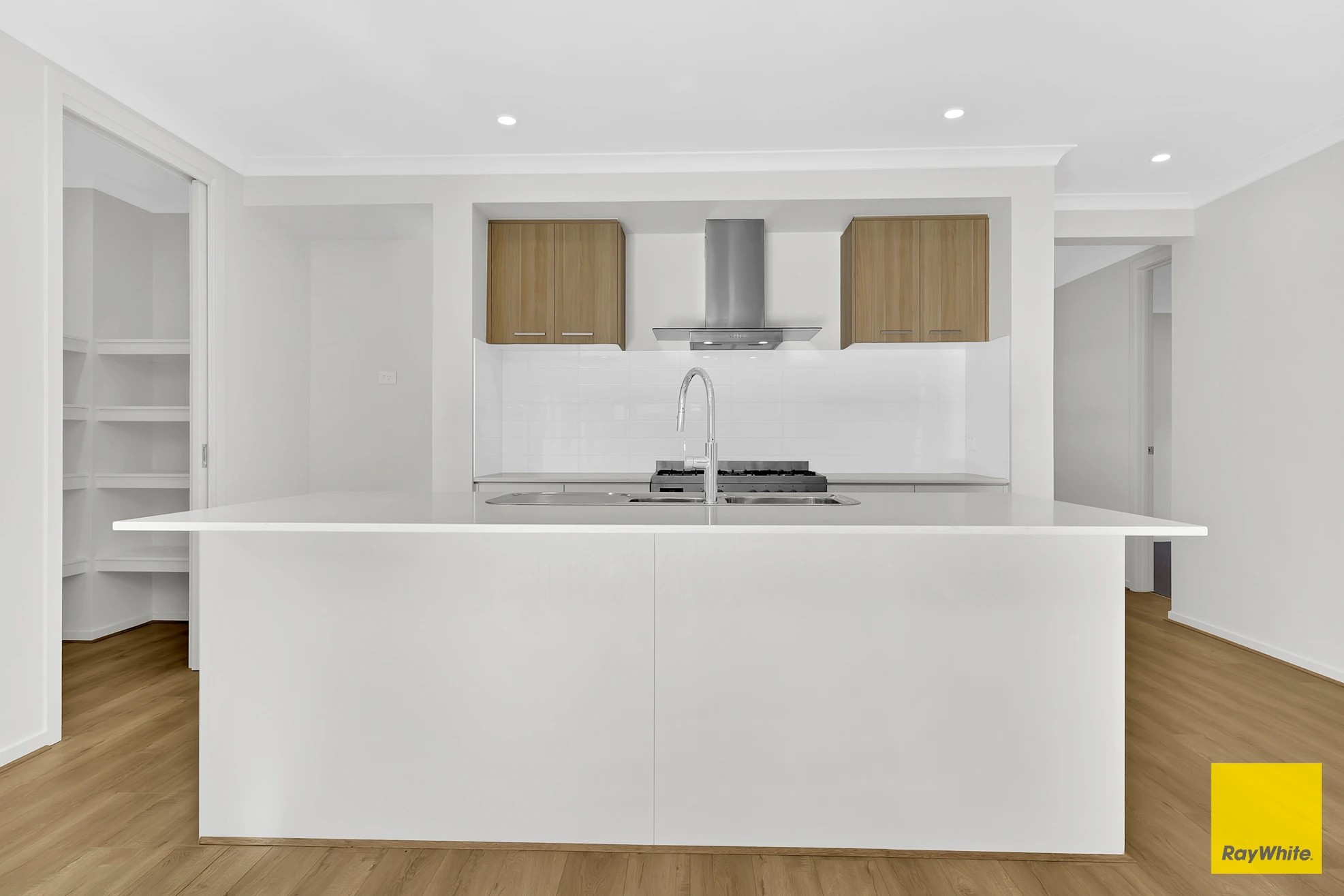 30 Plimsoll Street, Mickleham, VIC 3064