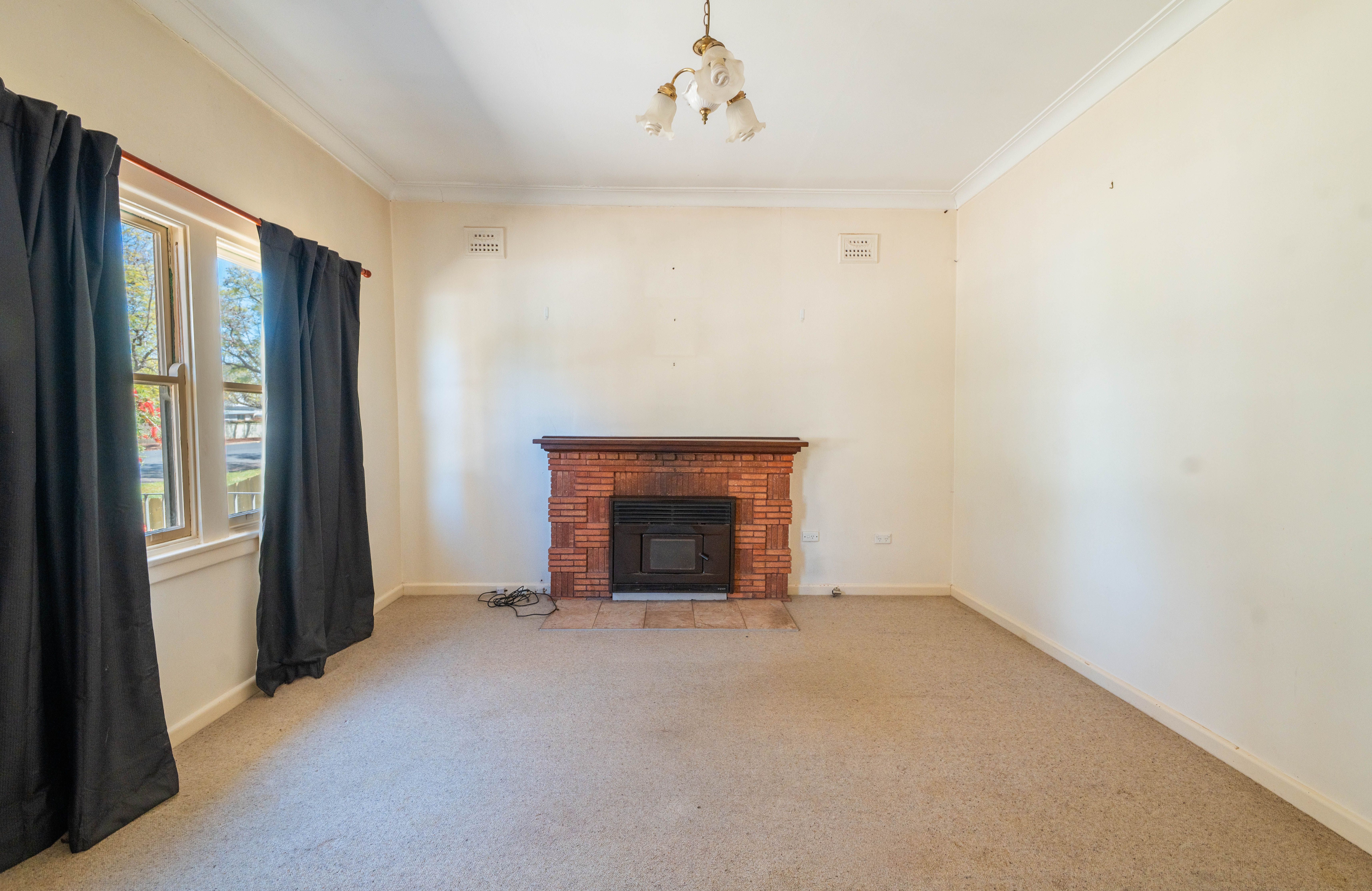 84 Mitchell Street — photo 3 of 14