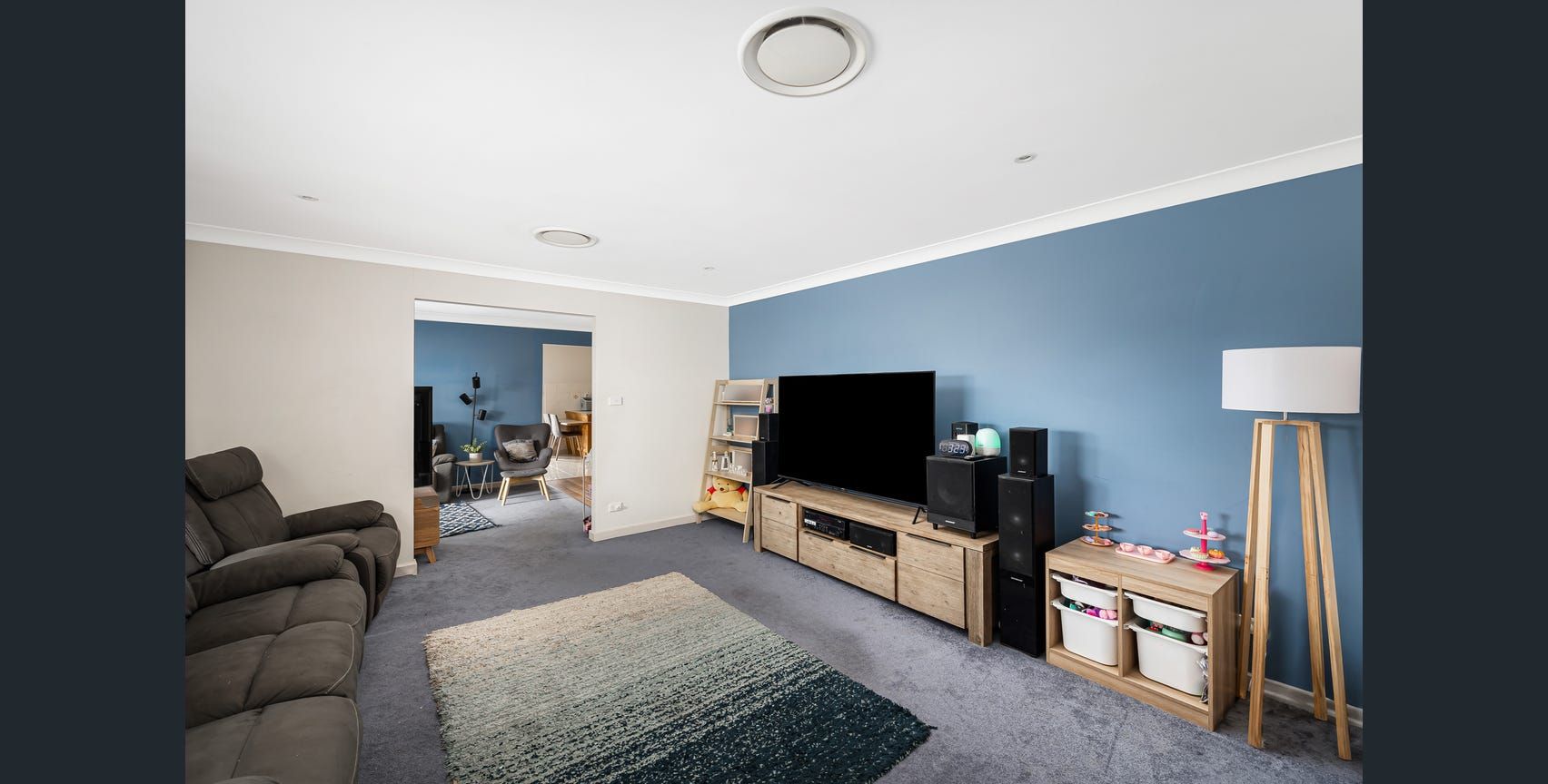 10 Watson Drive — photo 4 of 13