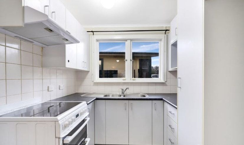 31 Leyte Avenue, Lethbridge Park, NSW 2770