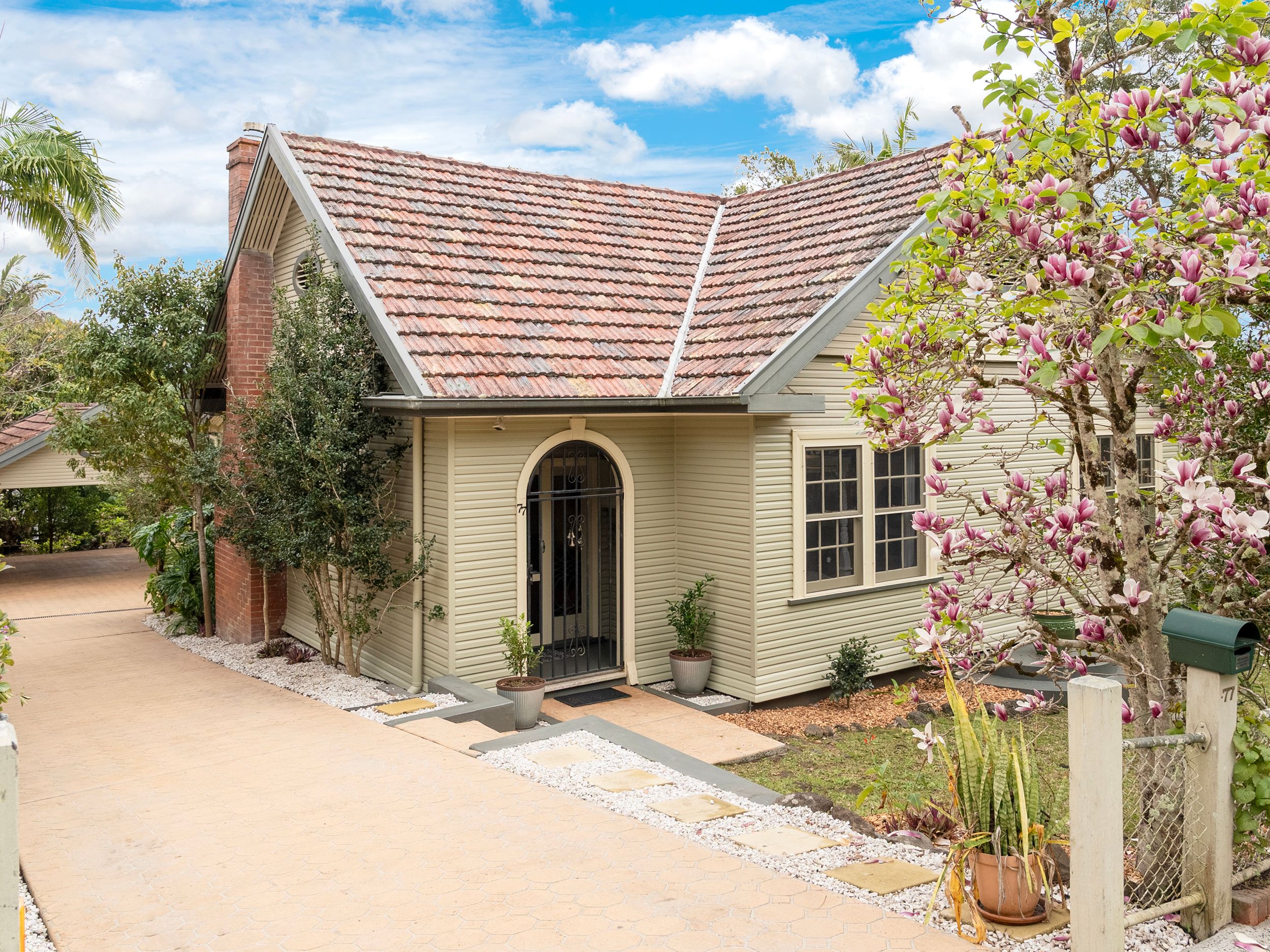 77 Cathcart Street, Girards Hill, NSW 2480