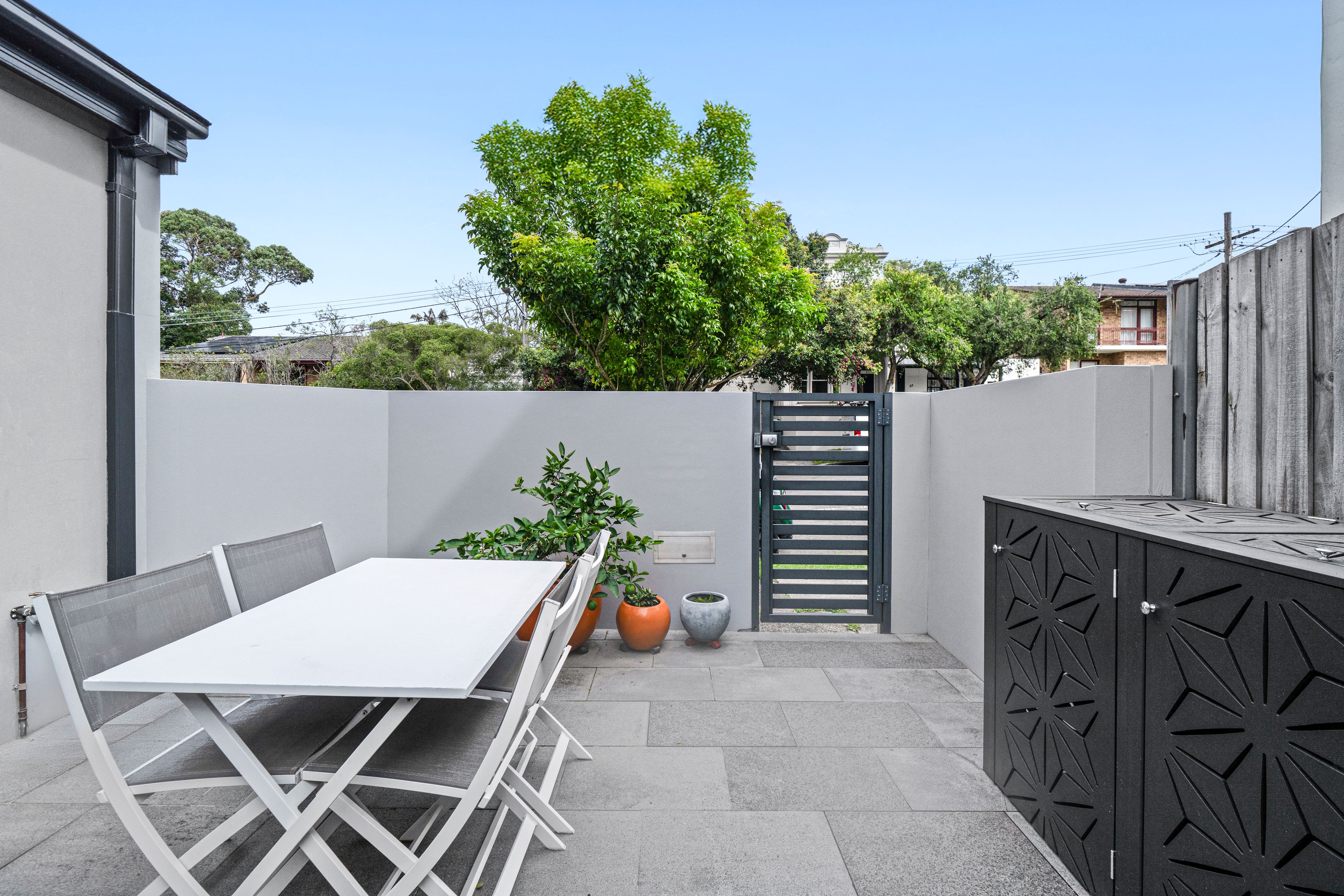 86 Ruthven Street — photo 8 of 16