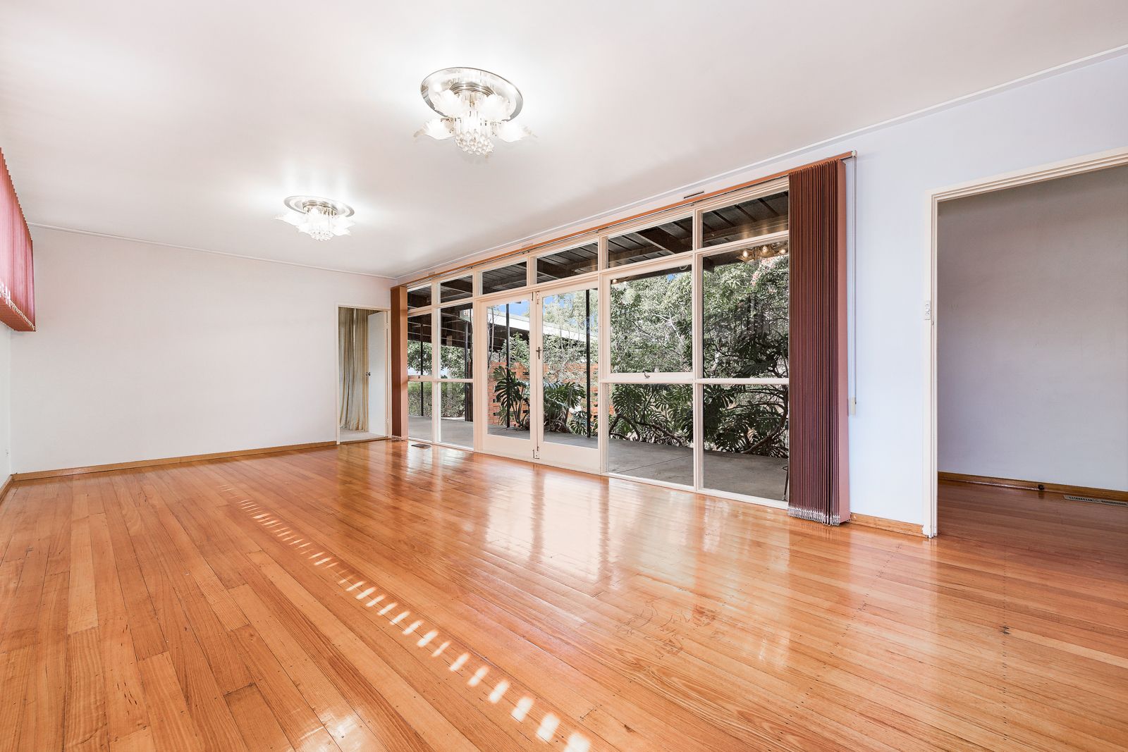 17 McKenna Road, Glen Waverley, VIC 3150