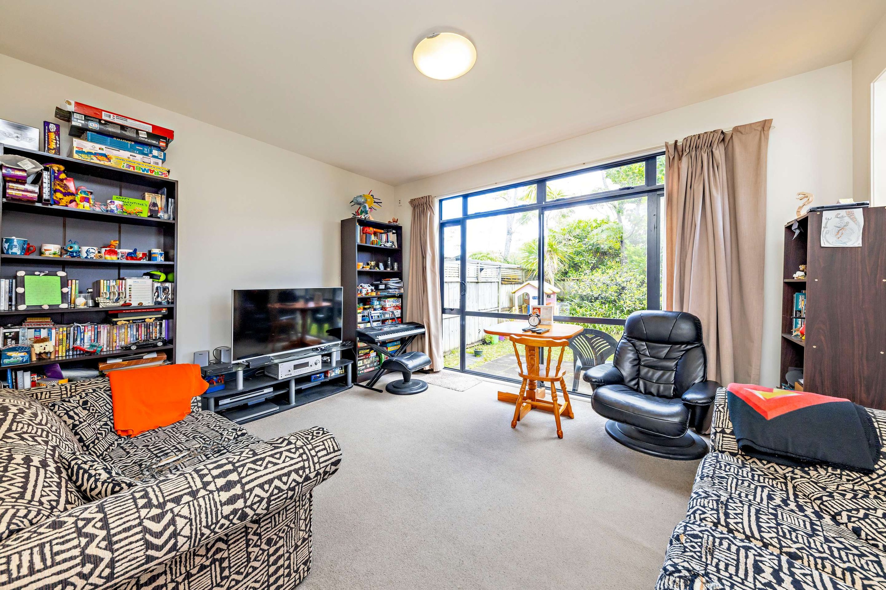 46/2 Armoy Drive, Dannemora, Manukau City