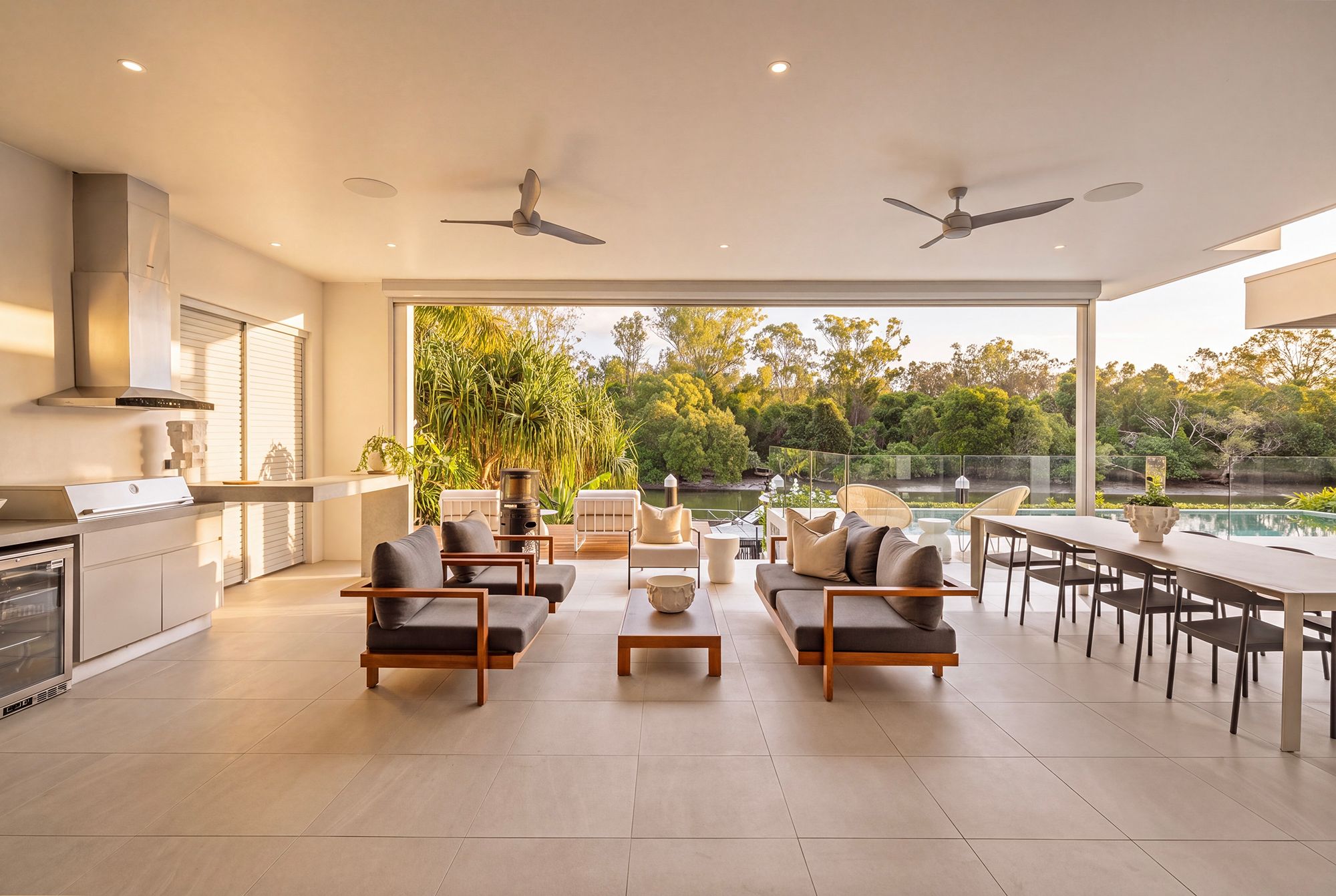 2516 Cressbrook Drive, Hope Island, QLD 4212