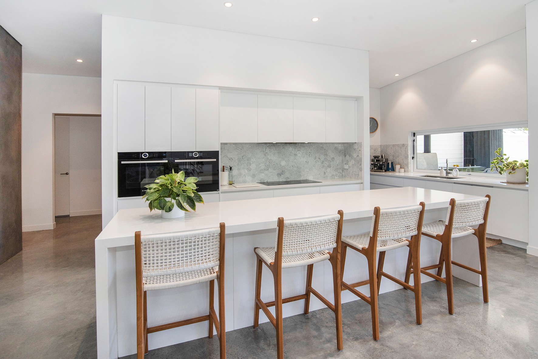 10 Averil Street, Abbey, WA 6280